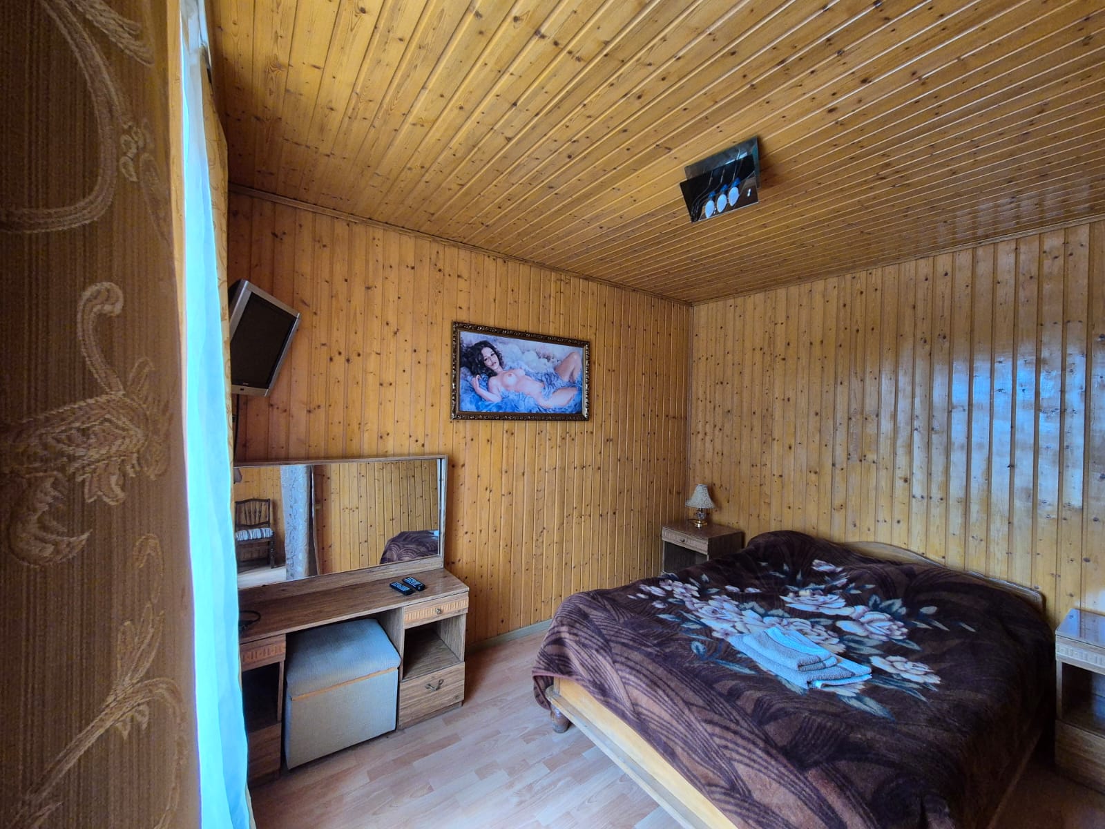 Люкс с 1 спальней