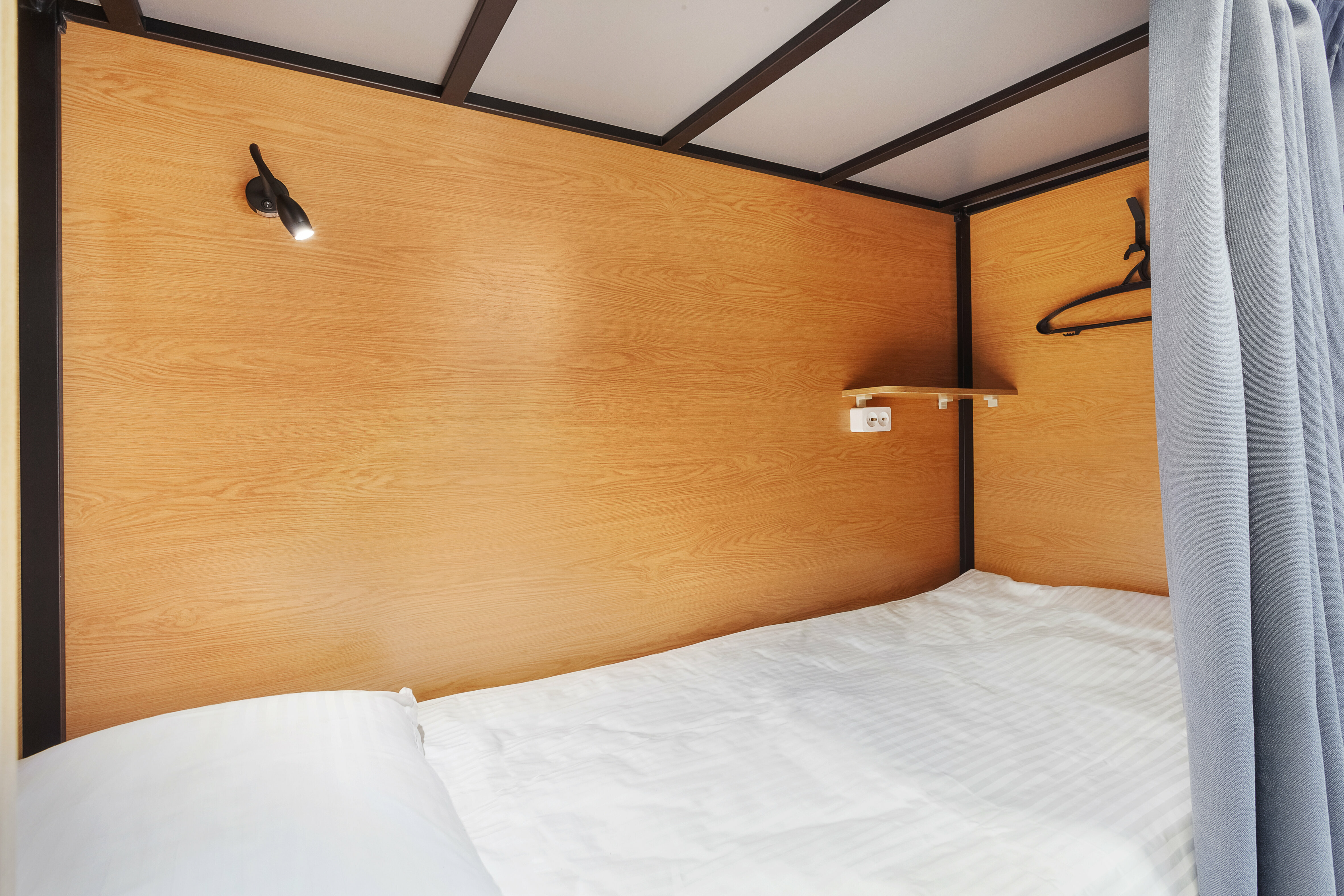 Однокомнатный 4 местный номер женский (санузел общий - на этаже)