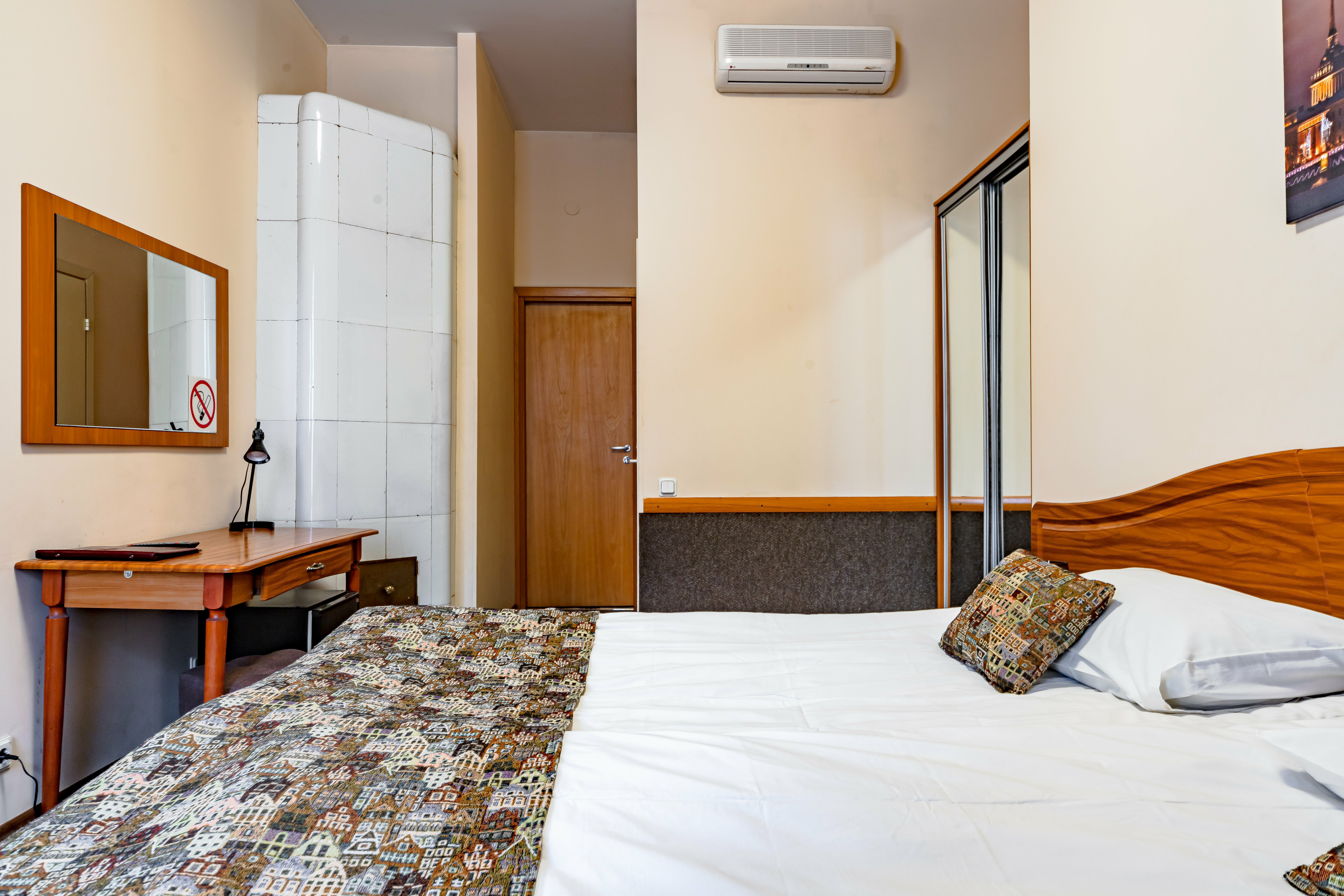 Двухместный номер с 1 кроватью и собственной ванной комнатой