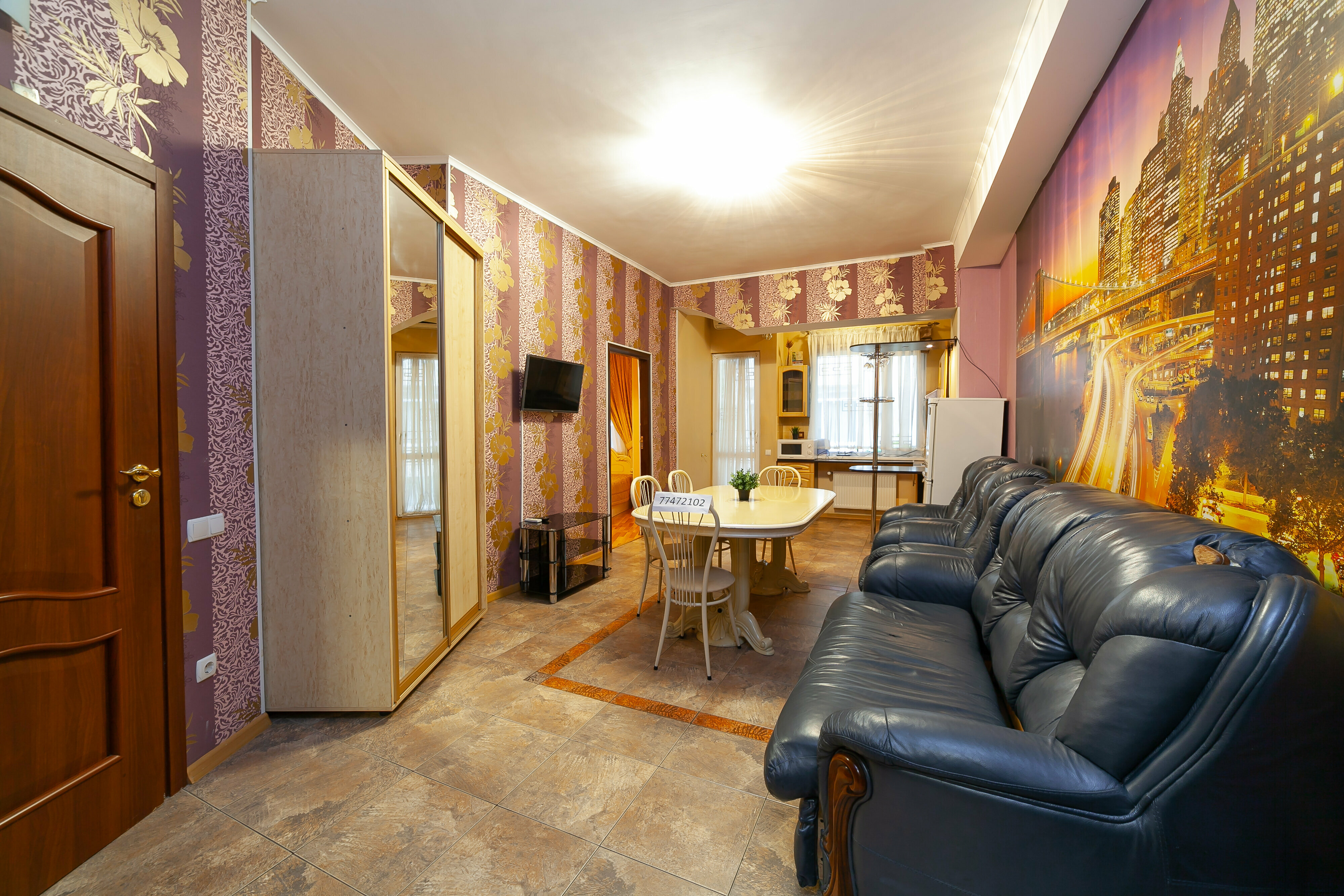 Люкс с балконом