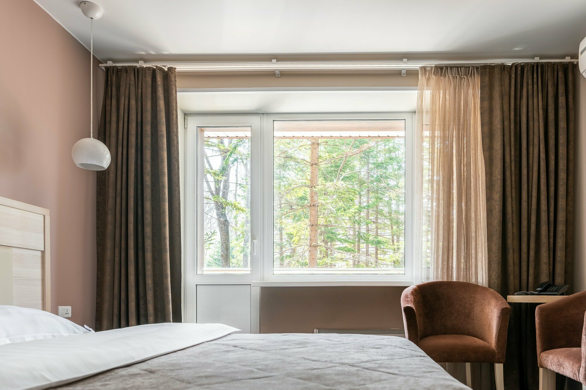 Номер с кроватью размера «king-size»