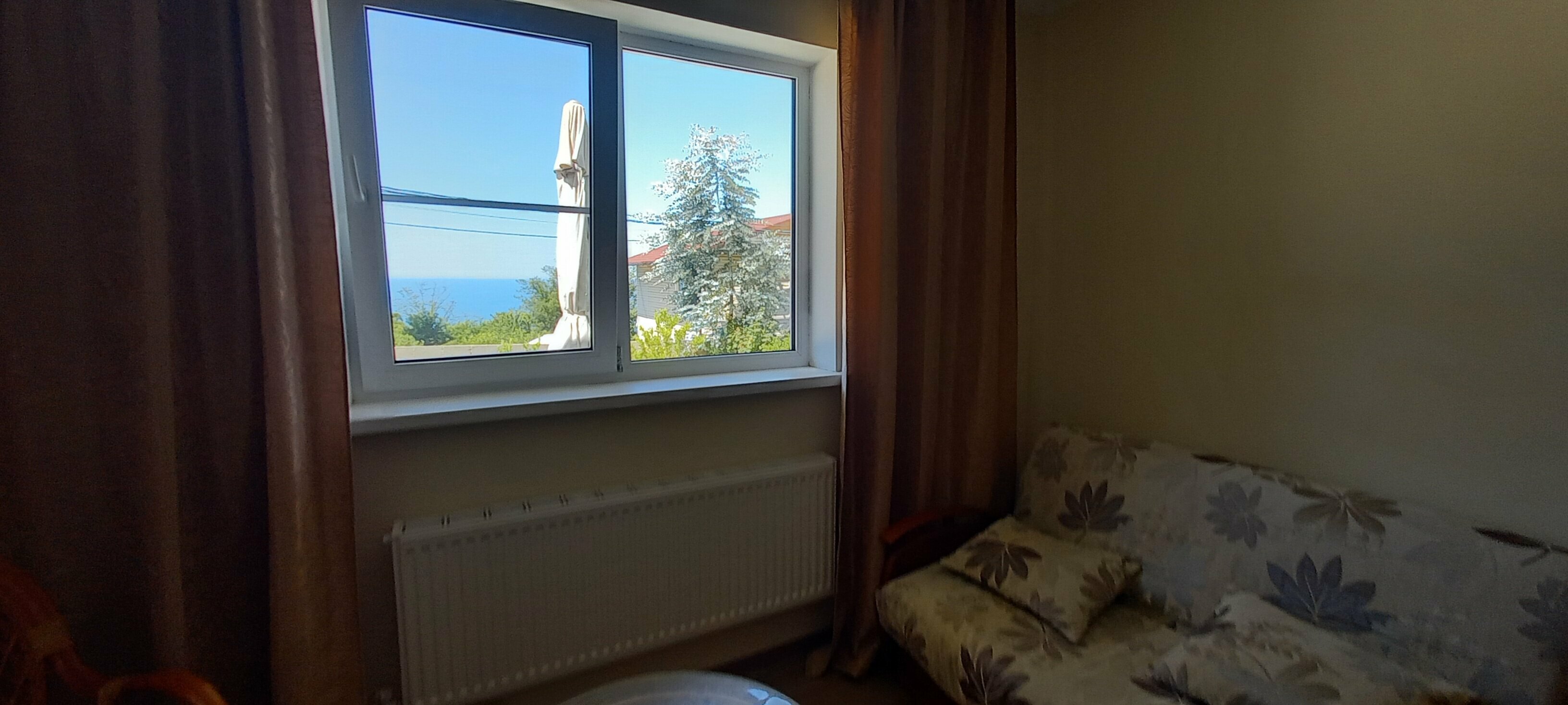 Двухкомнатный семейный номер с летней кухней