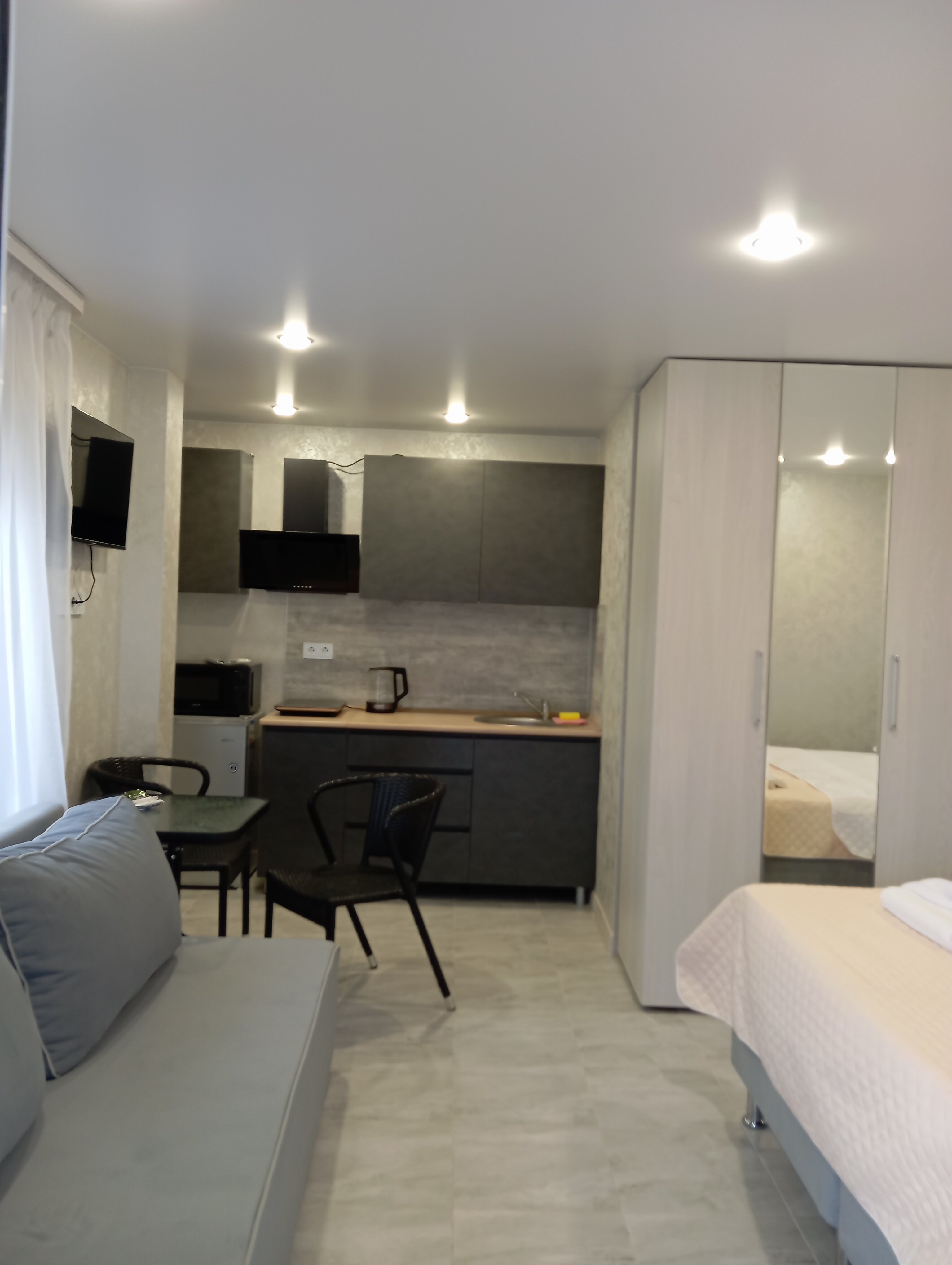 Апартаменты с балконом