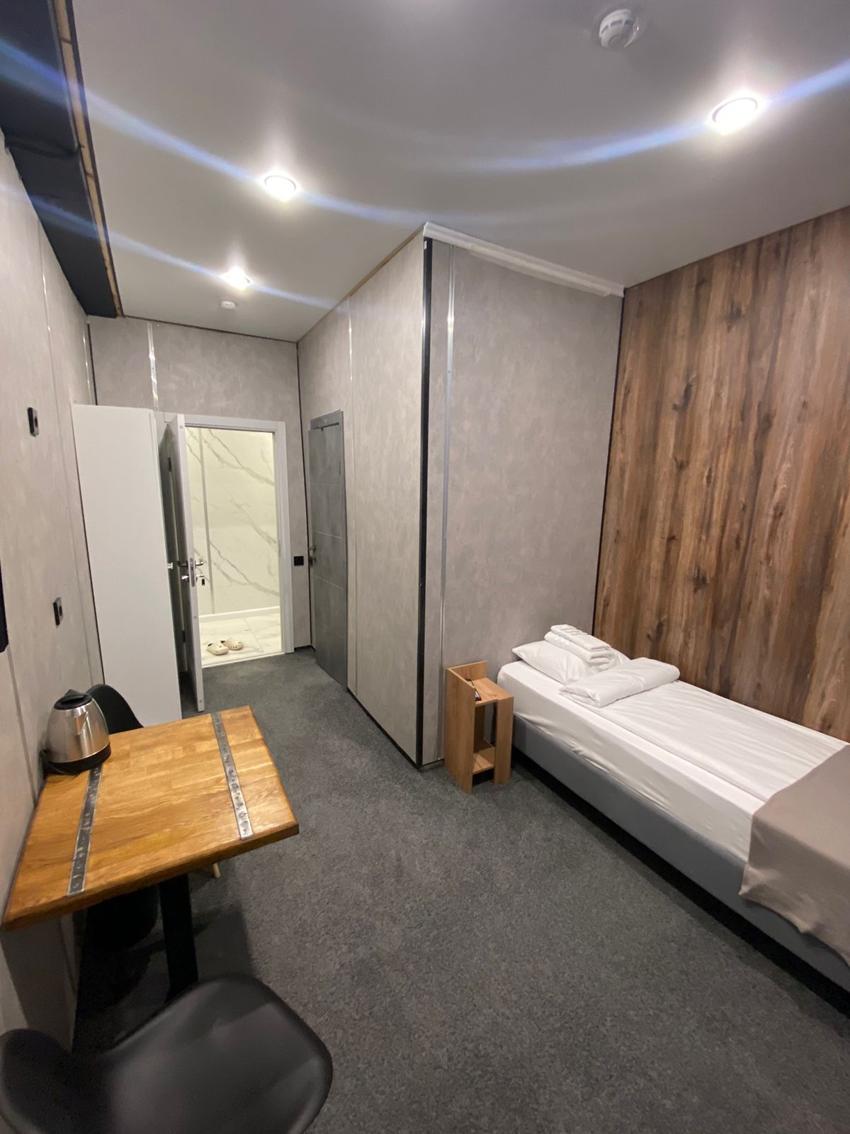 Одноместный номер с видом на горы