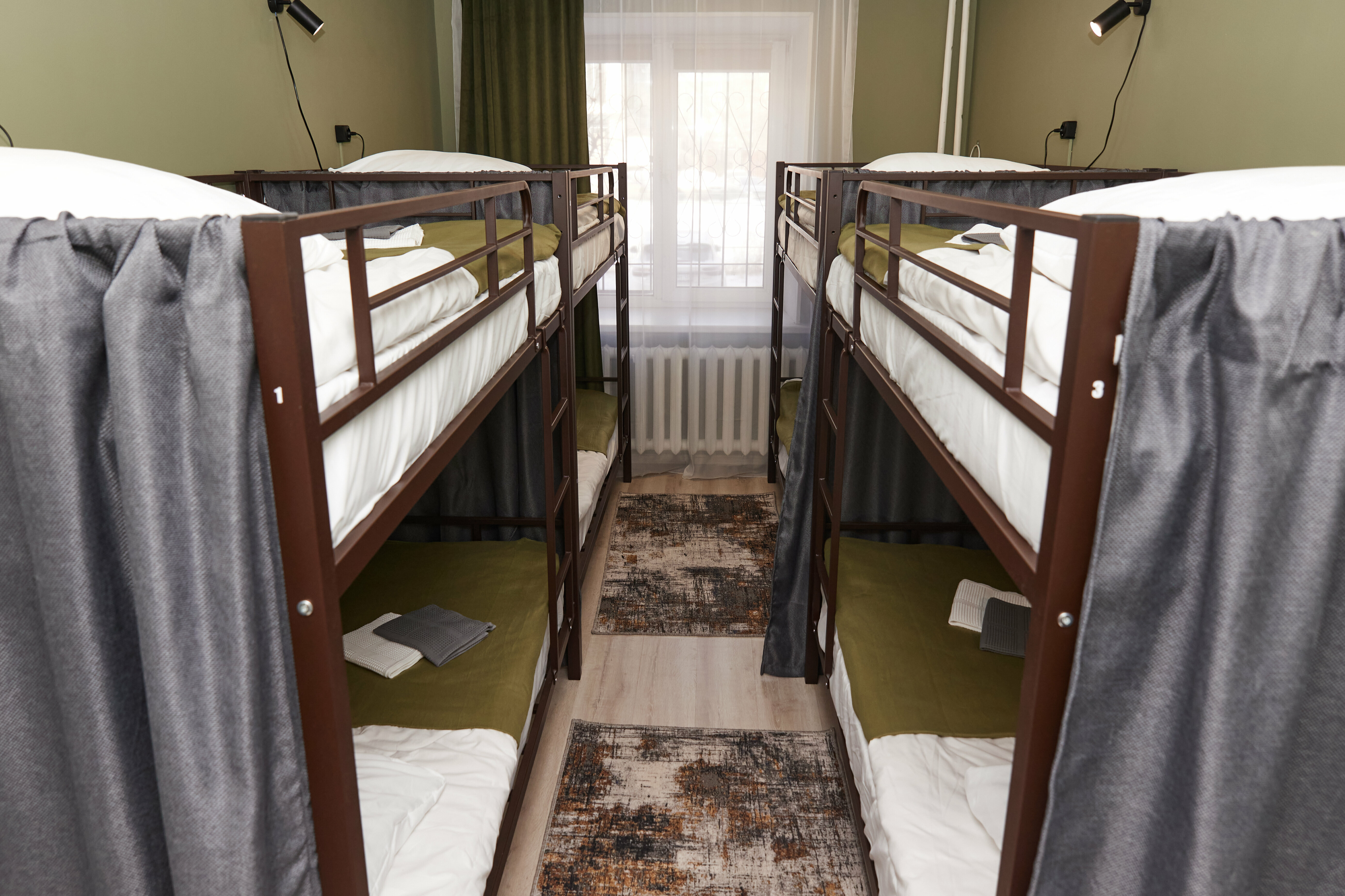 Кровать в общем 8-местном номере