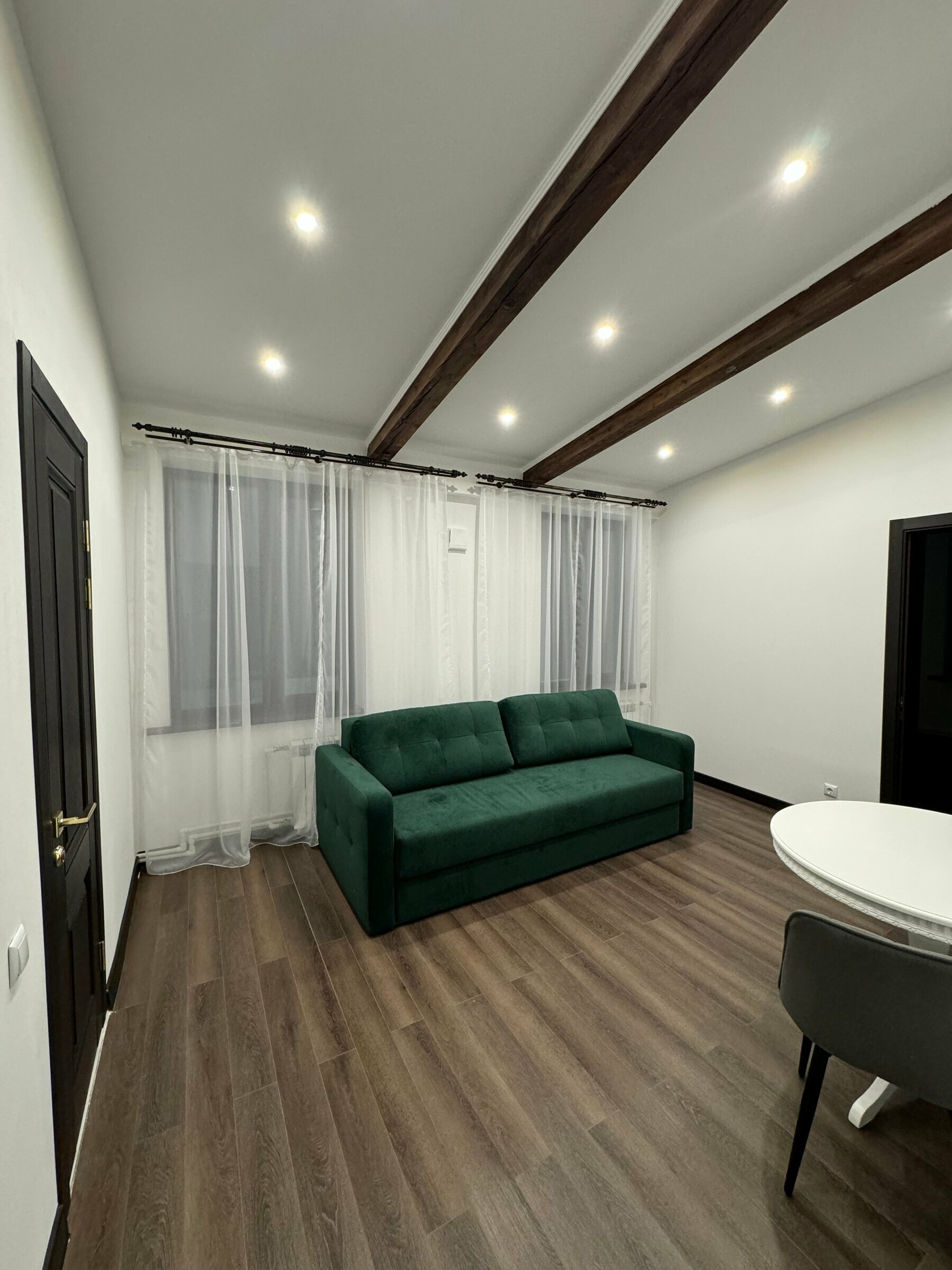 Четырехместный номер с видом на сад