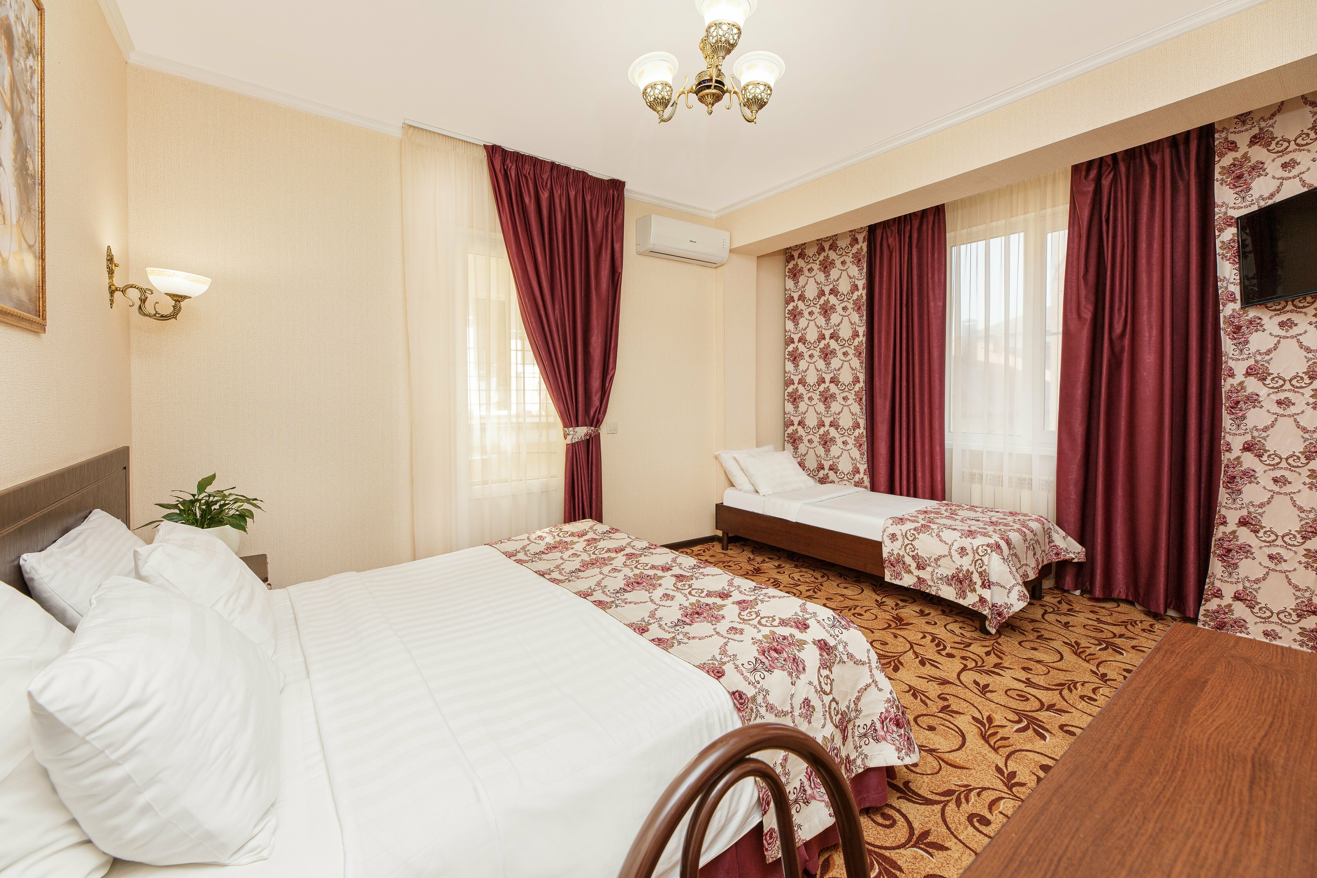 Стандартный 3-х местный номер с балконом 