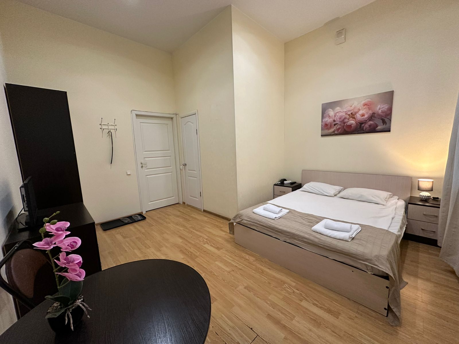 Двухместный номер с двуспальной кроватью без кондиционера