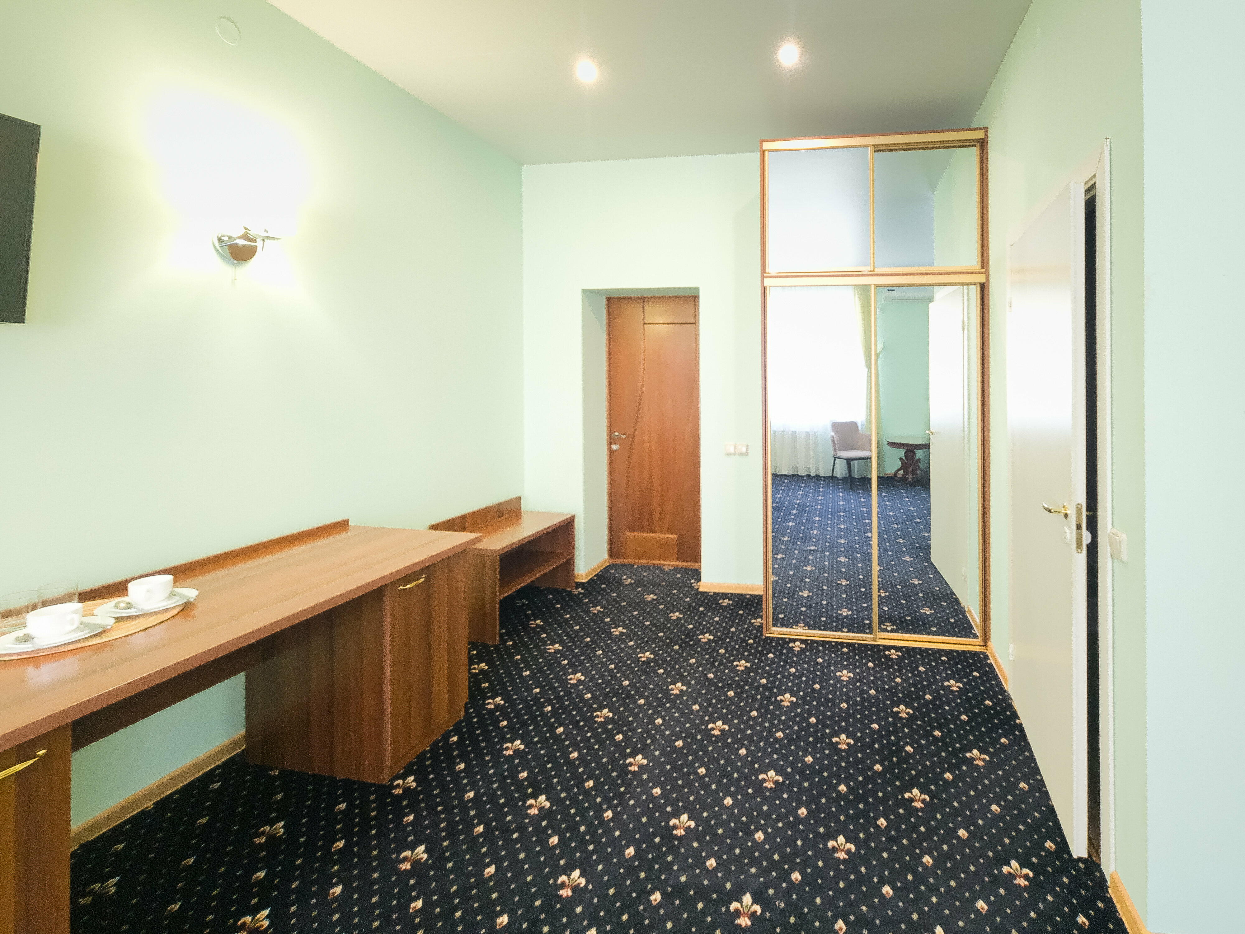 Улучшенный двухместный номер с 1 кроватью