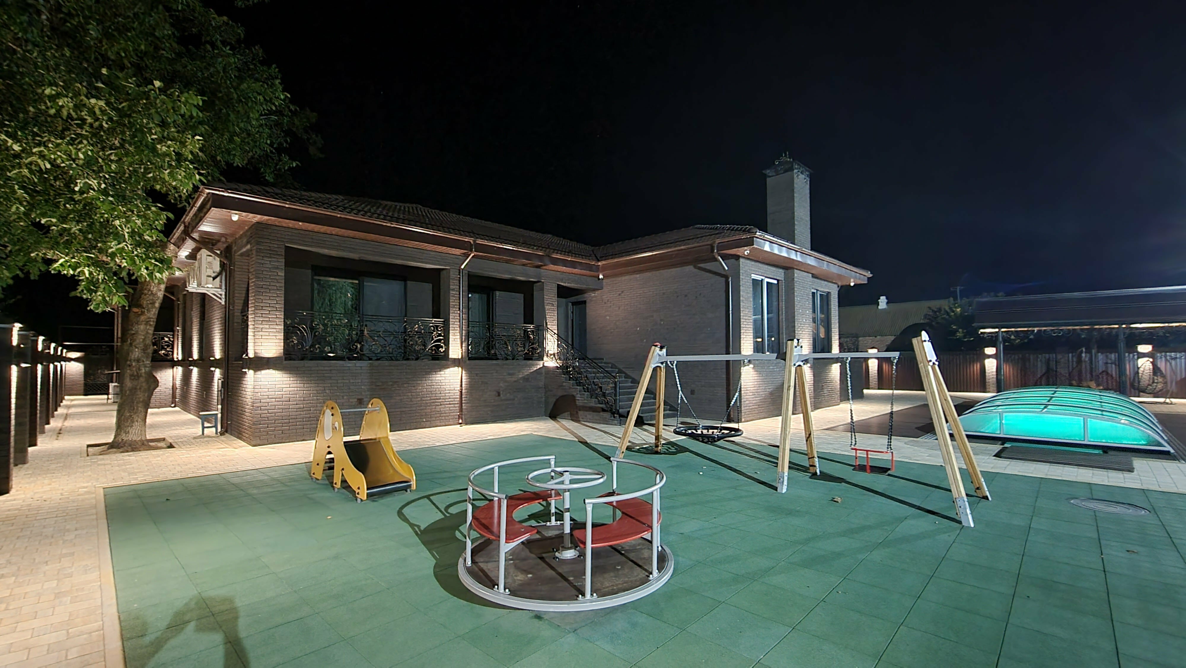 Вилла с видом на Волгу. Собственный бассейн и хаммам