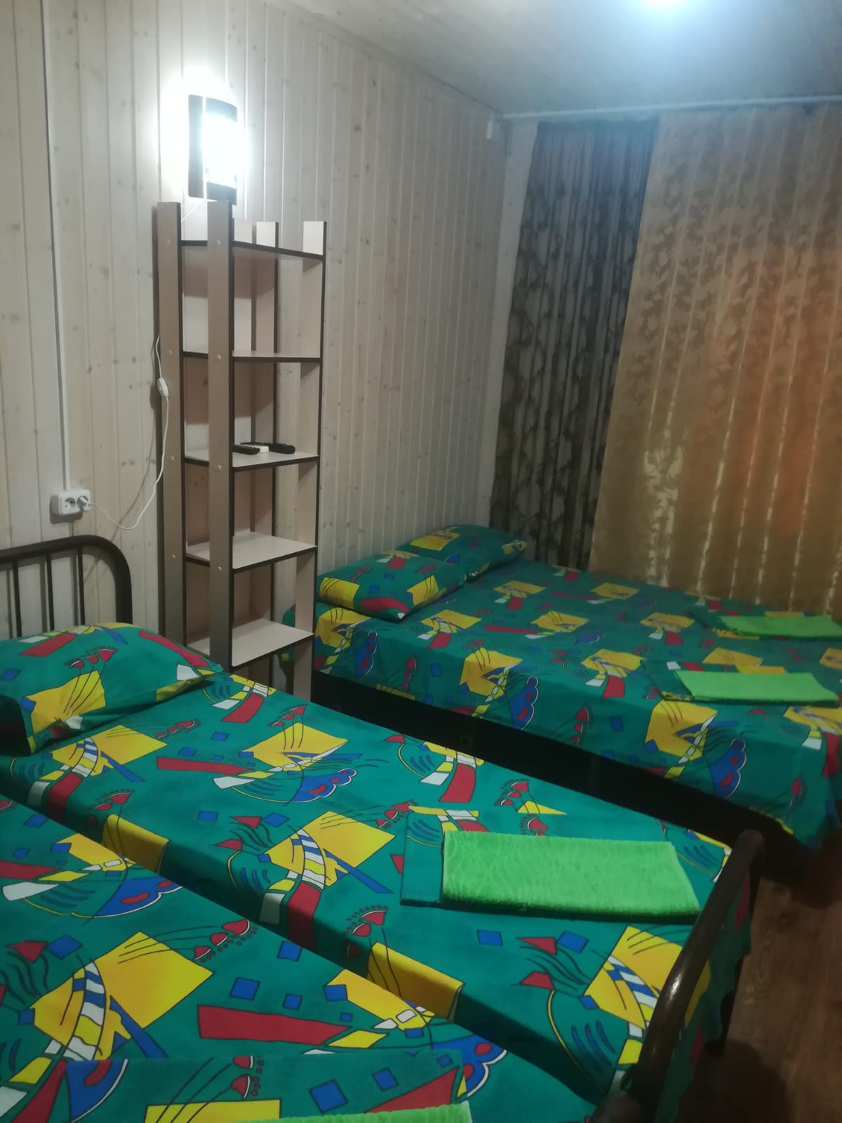 Cемейный номер с собственной ванной комнатой