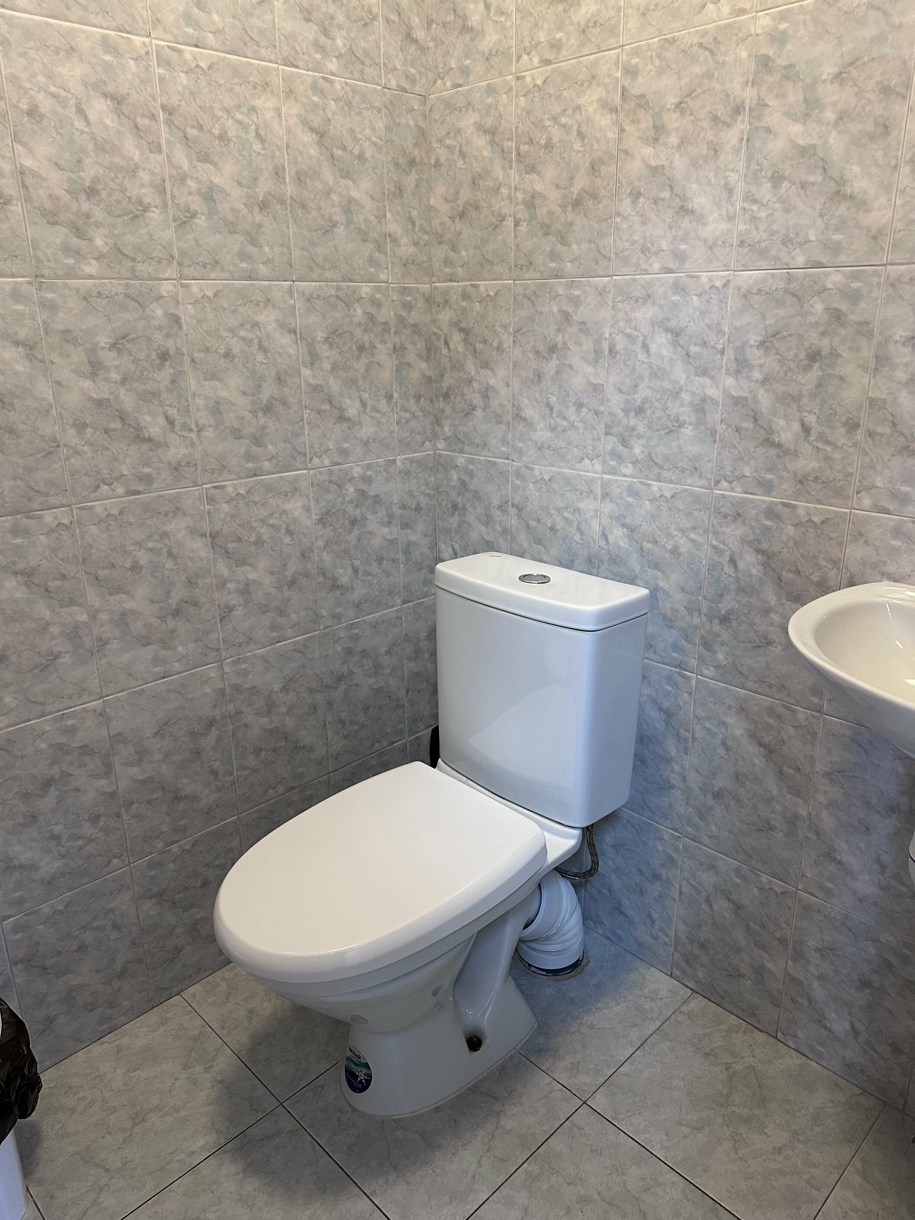 Cемейный номер с собственной ванной комнатой