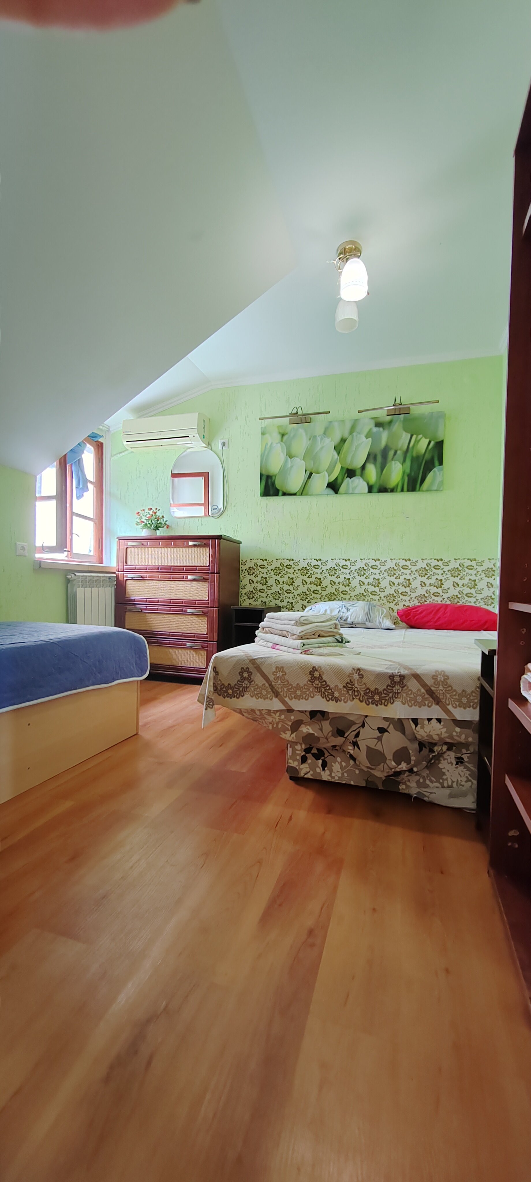 Шестиместный 2х комнатный номер со своей террасой