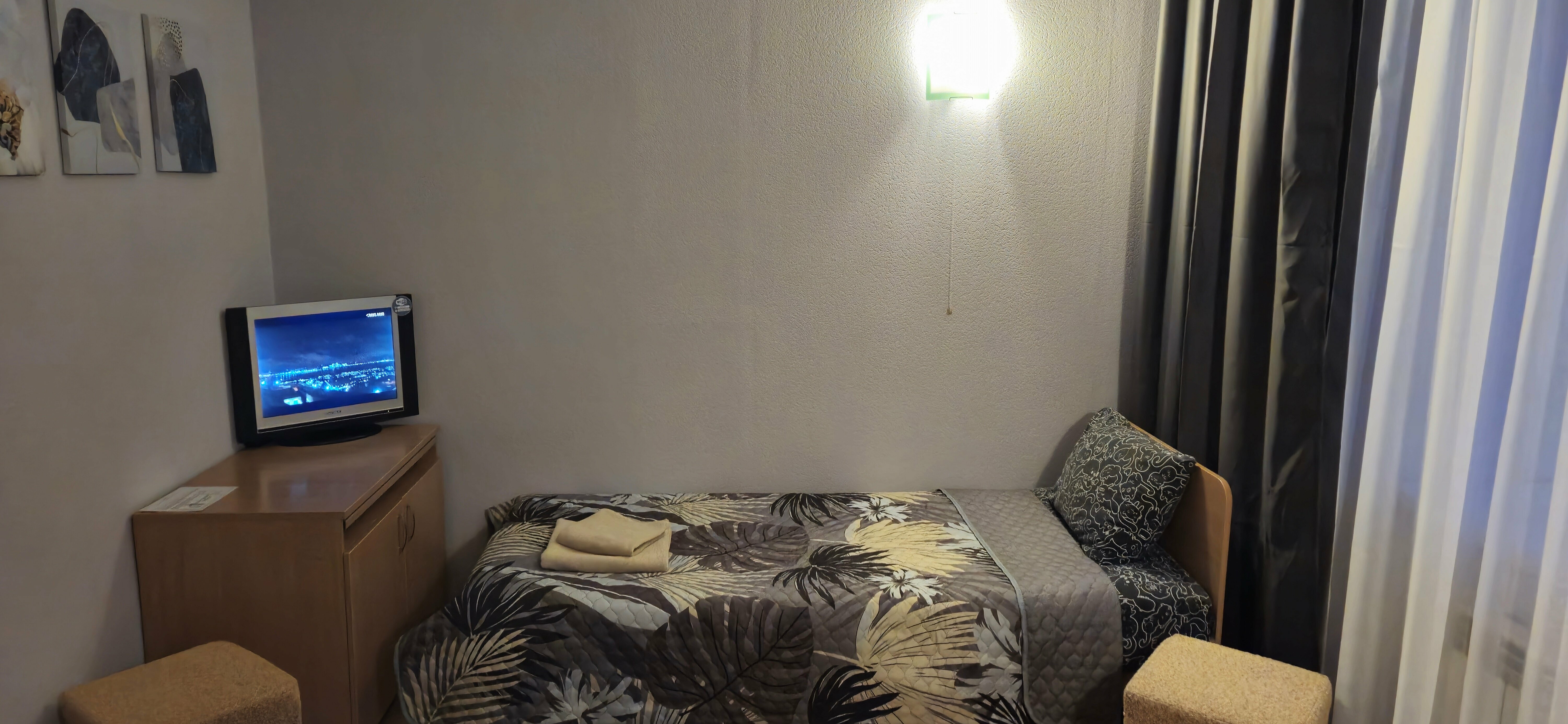 Cемейный номер с собственной ванной комнатой