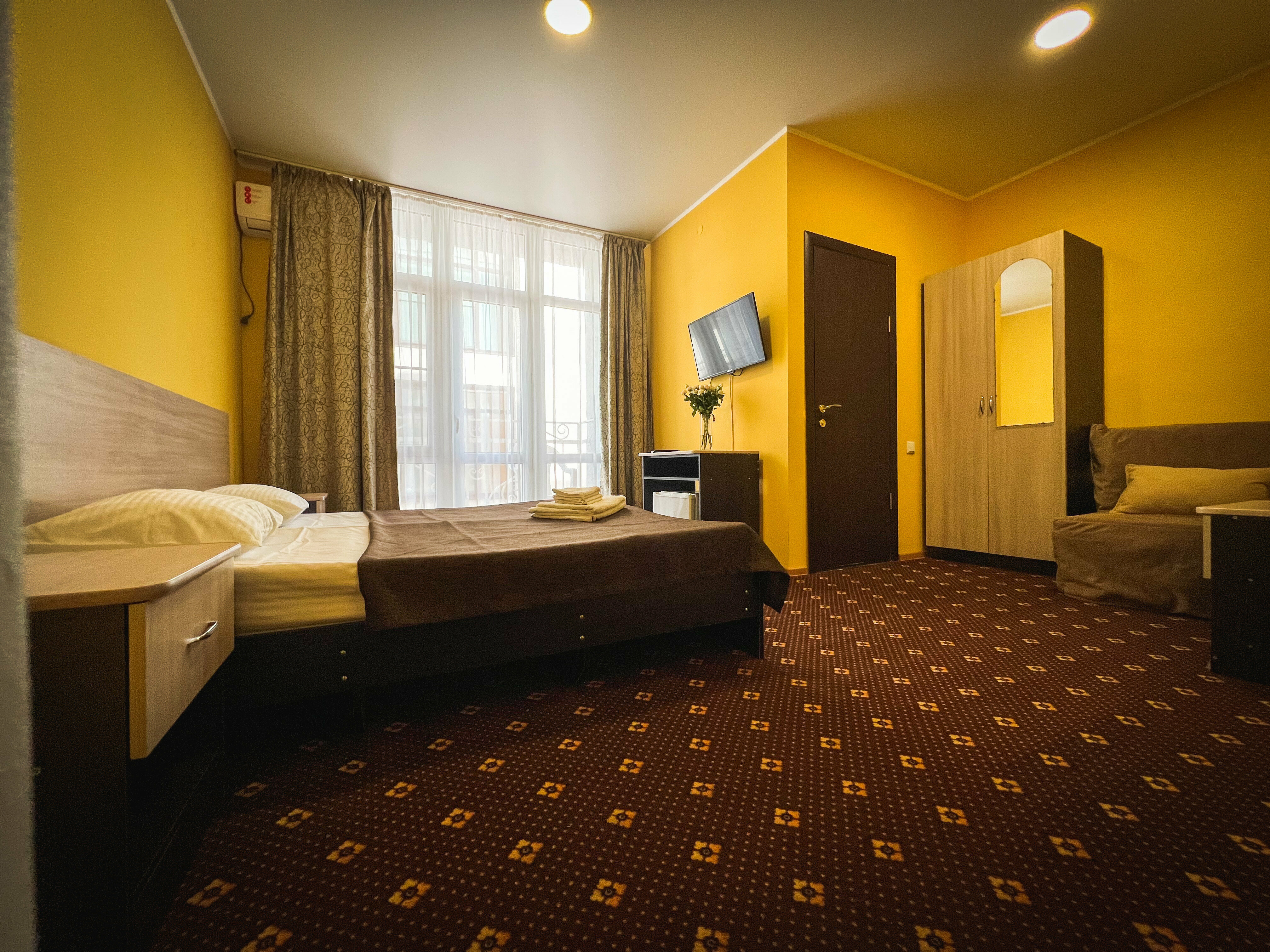 Классический трехместный номер