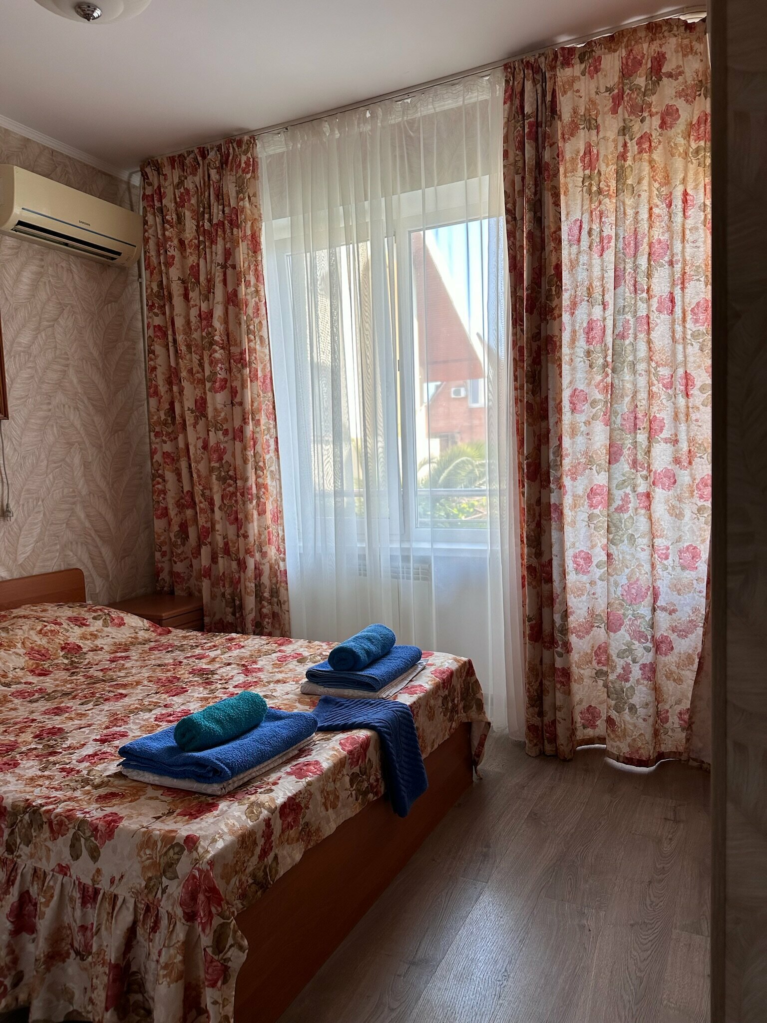 Большой двухместный номер с 1 кроватью