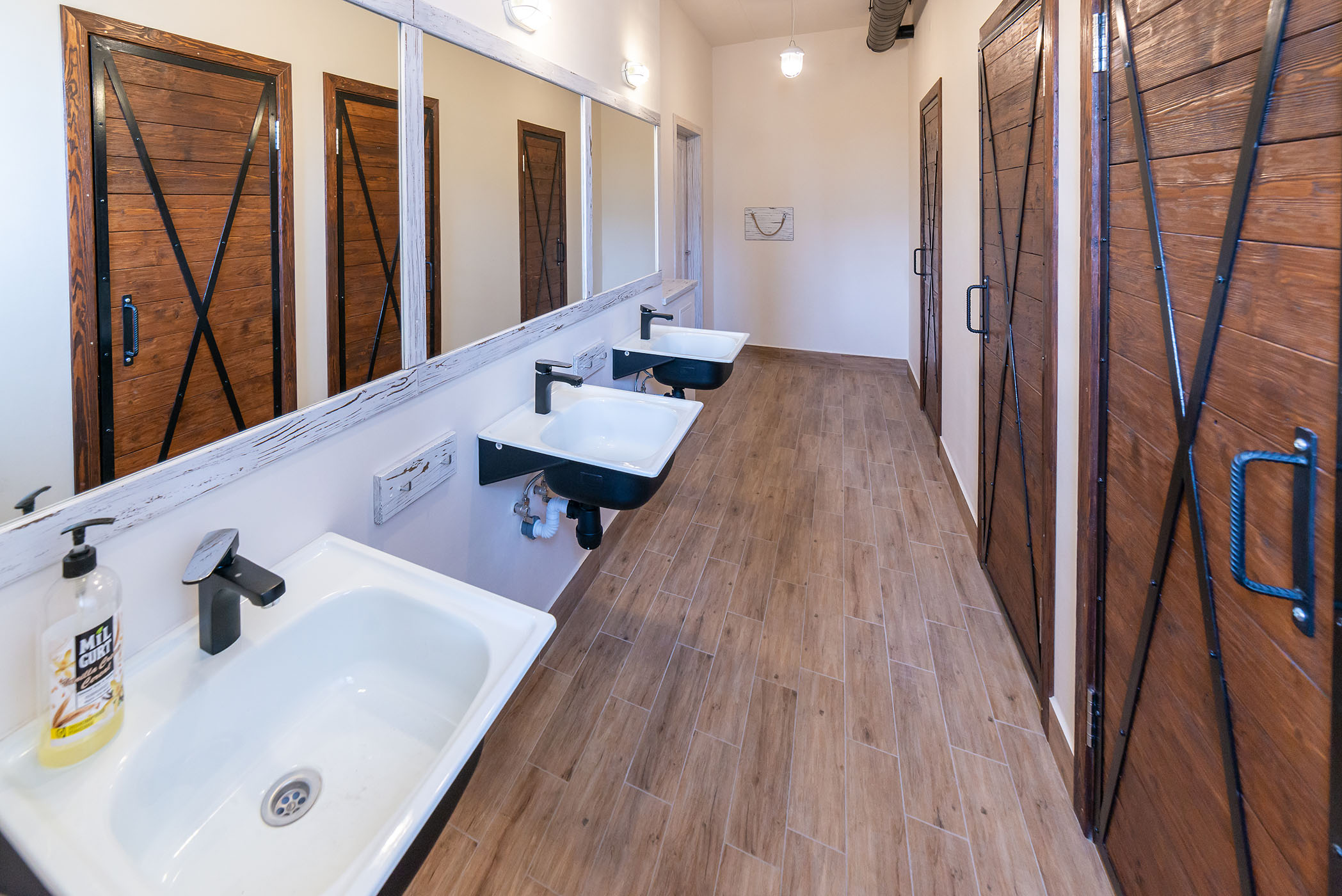 Бюджетный трехместный номер №8