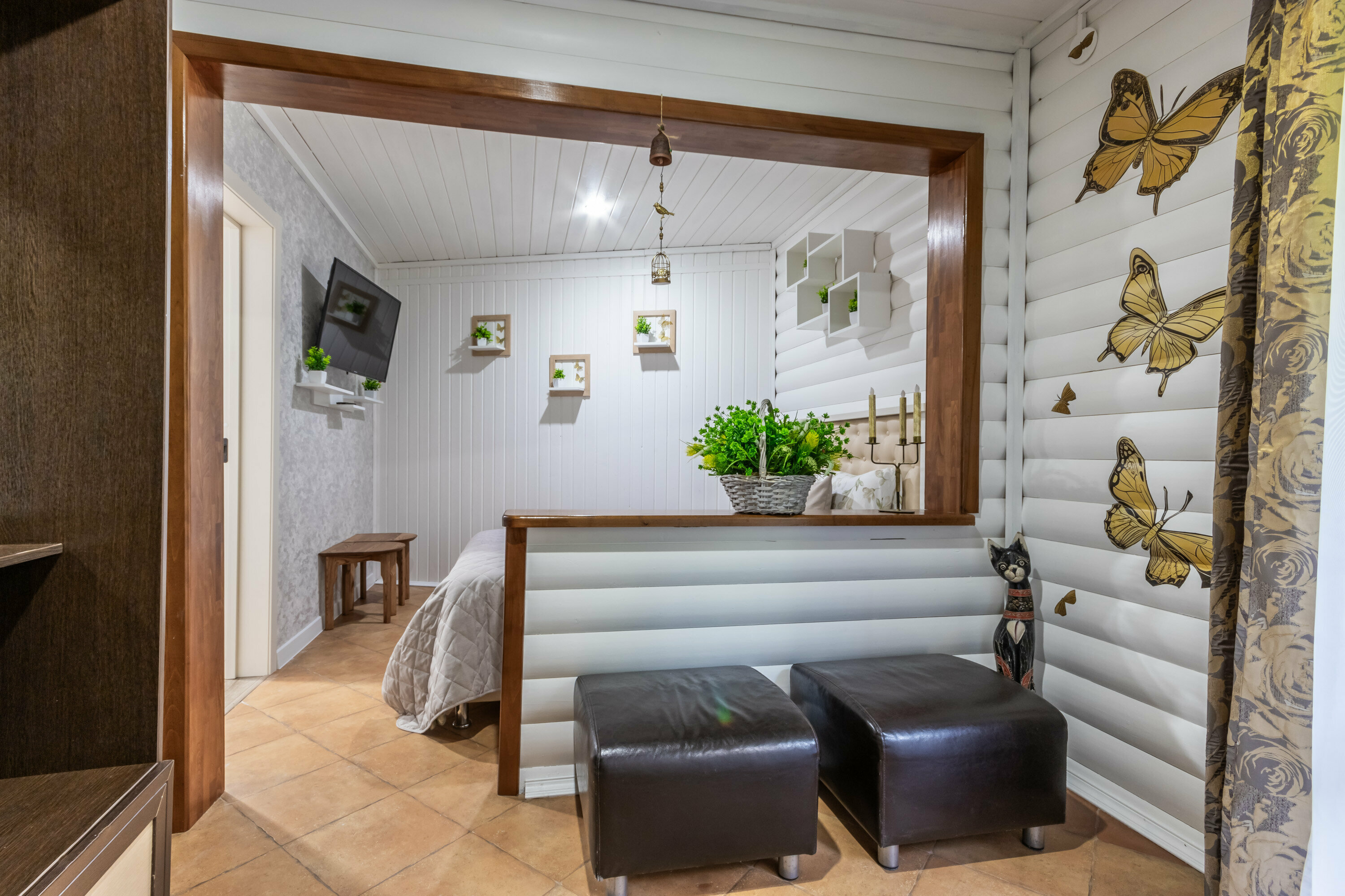 Апартаменты восьмиместные трехкомнатные