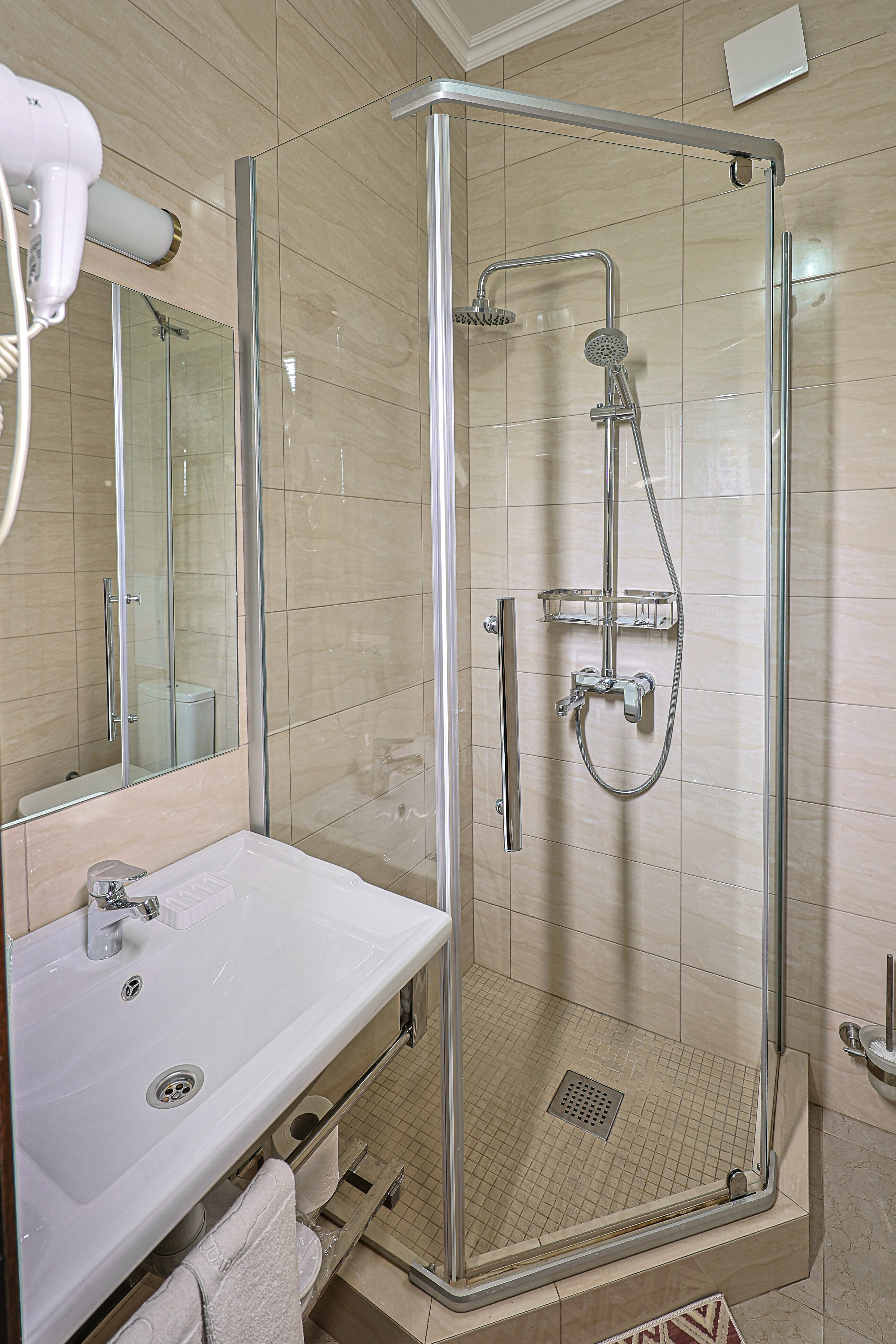 Стандарт двухместный двуспальная (без балкона)