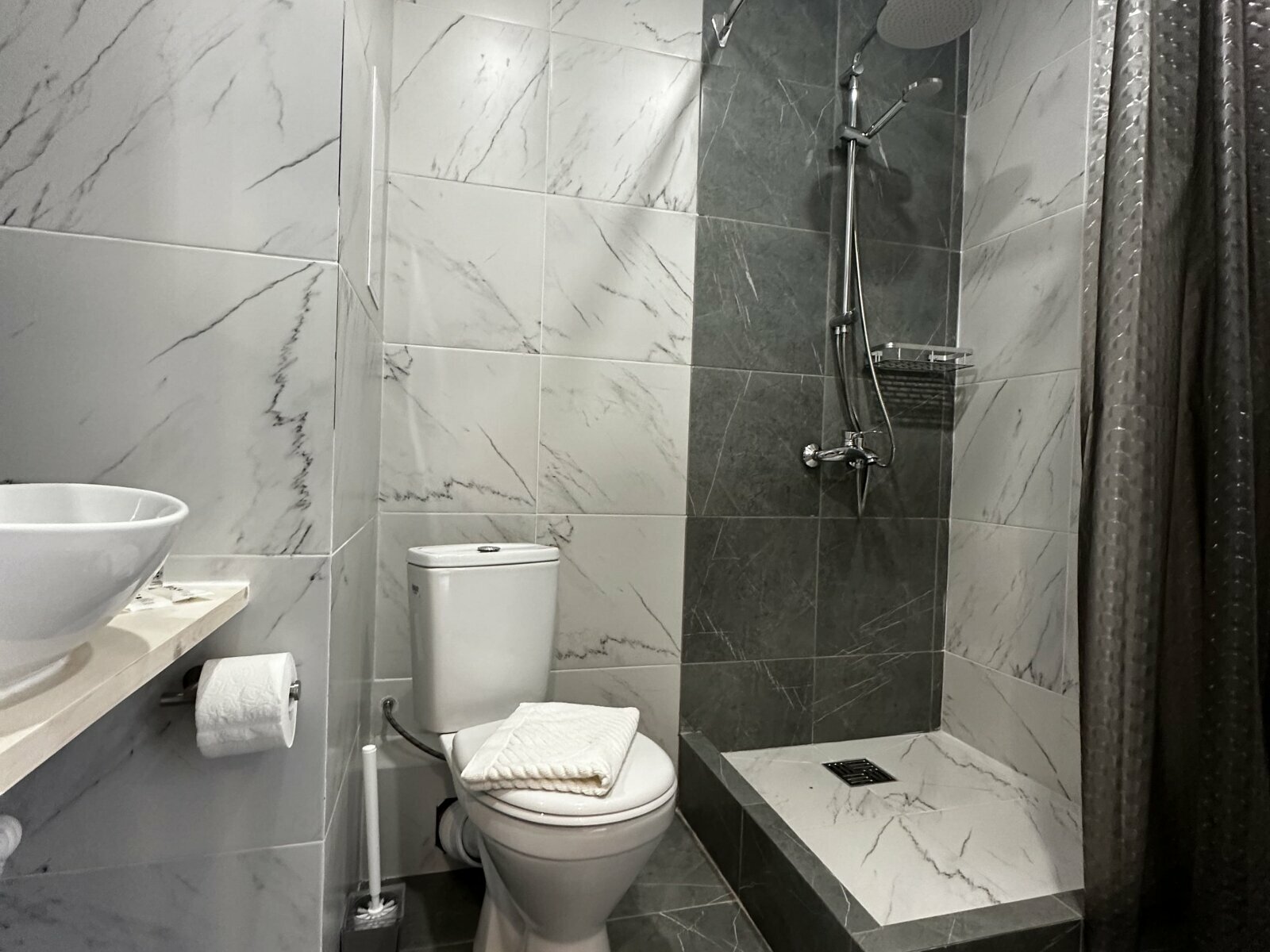 Улучшенный номер с кроватью размера «queen-size»