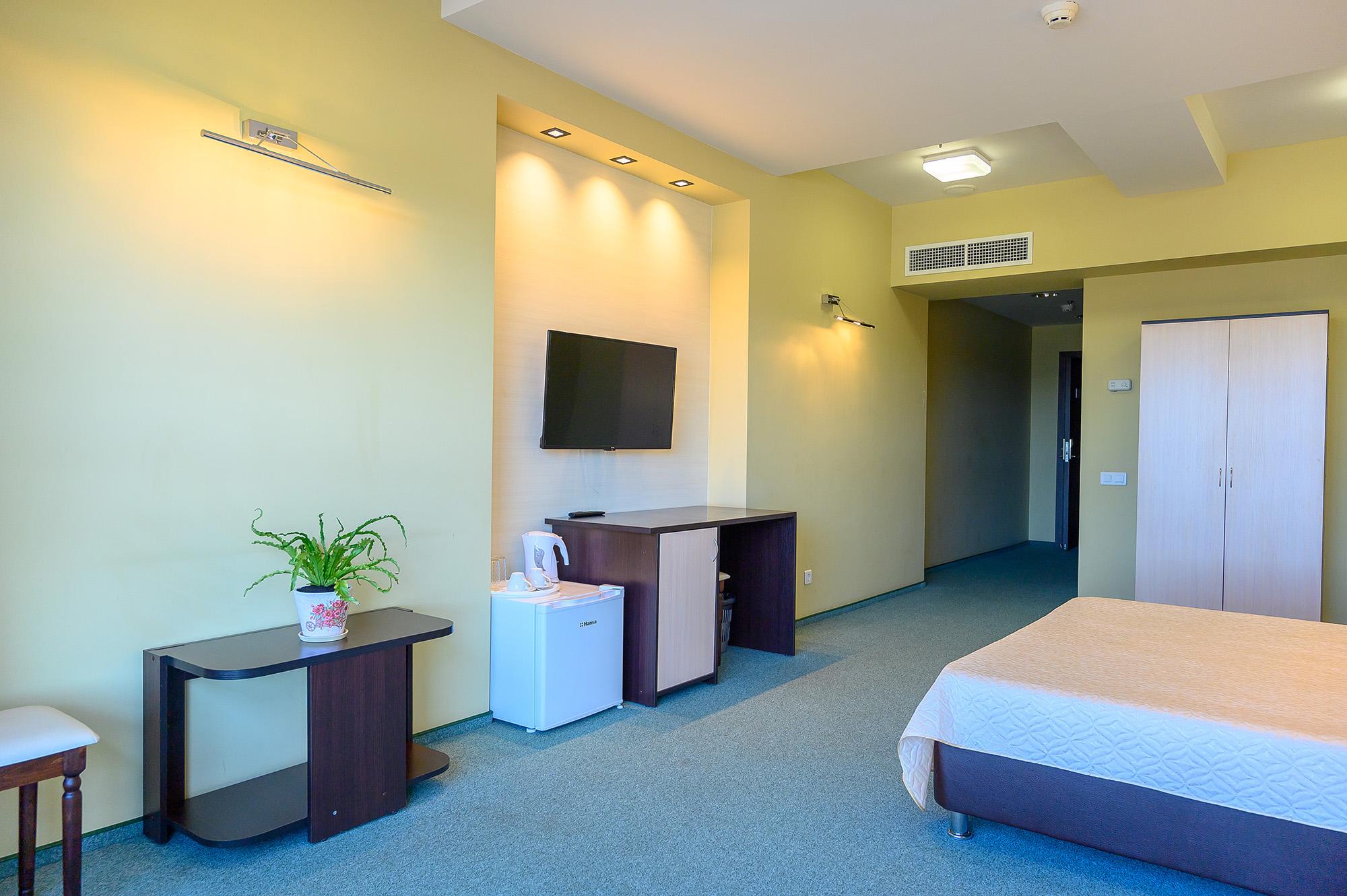 Двухместный с 1 двуспальной кроватью