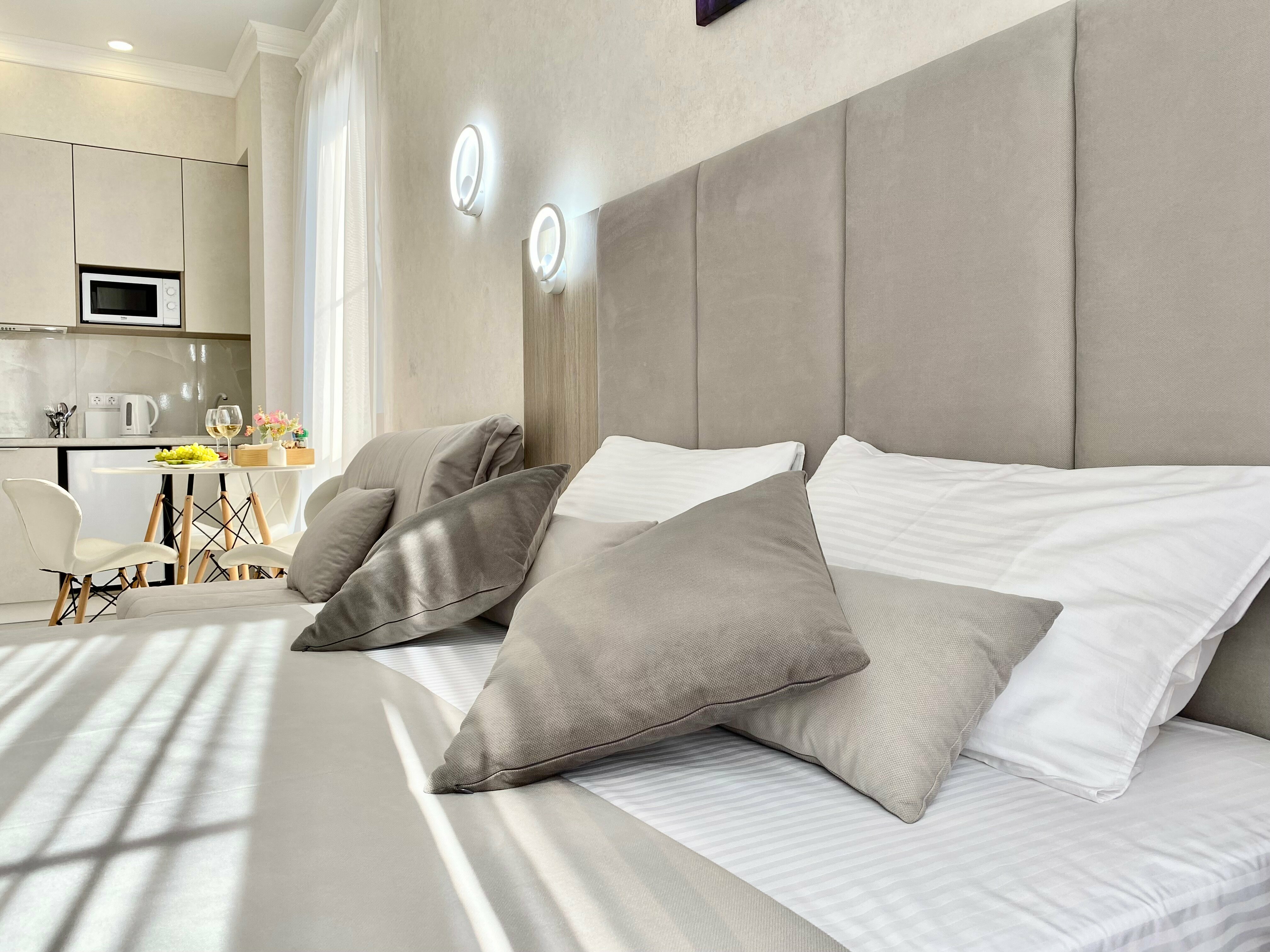 Трехместный номер с видом на бассейн