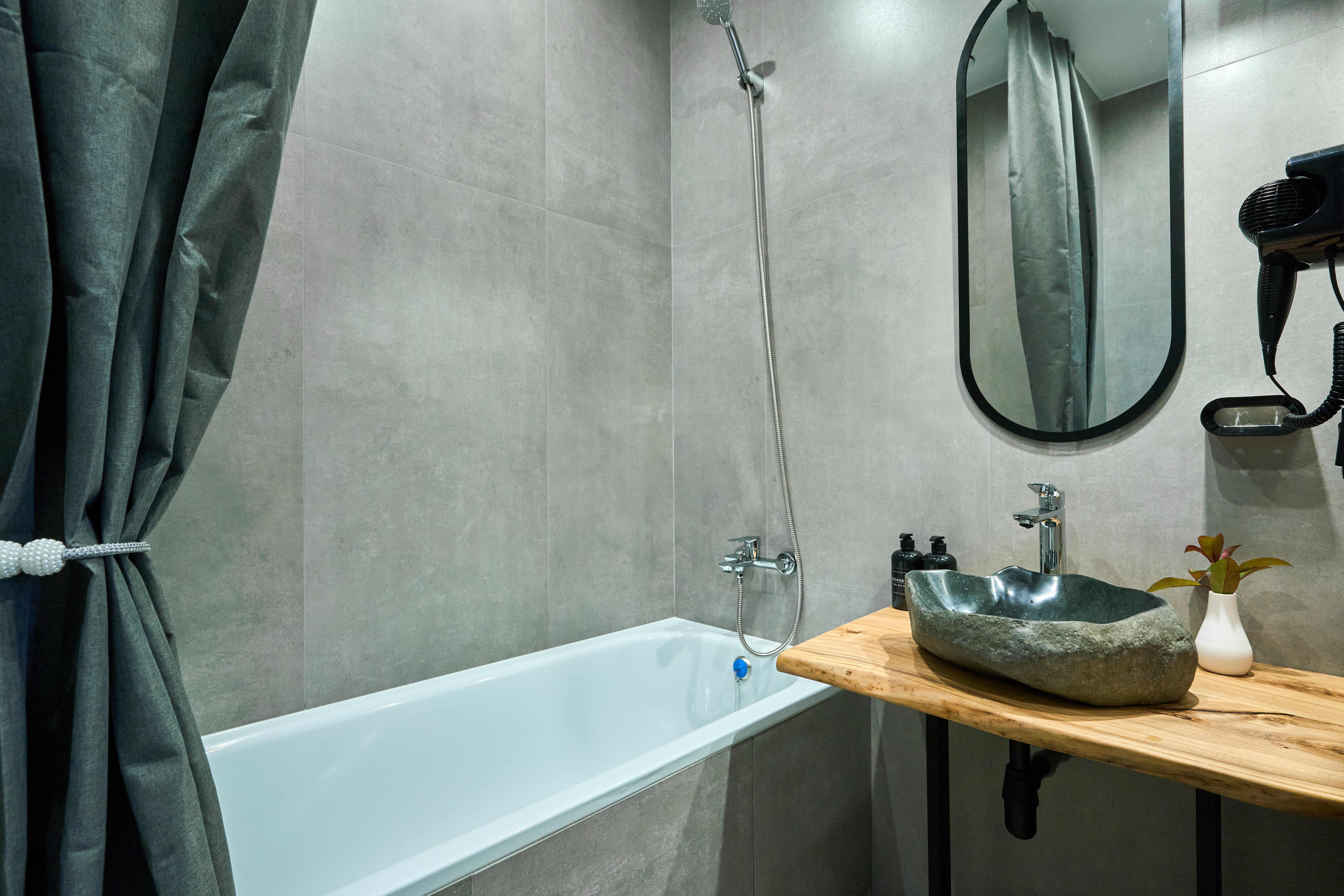 Четырехместный номер с балконом