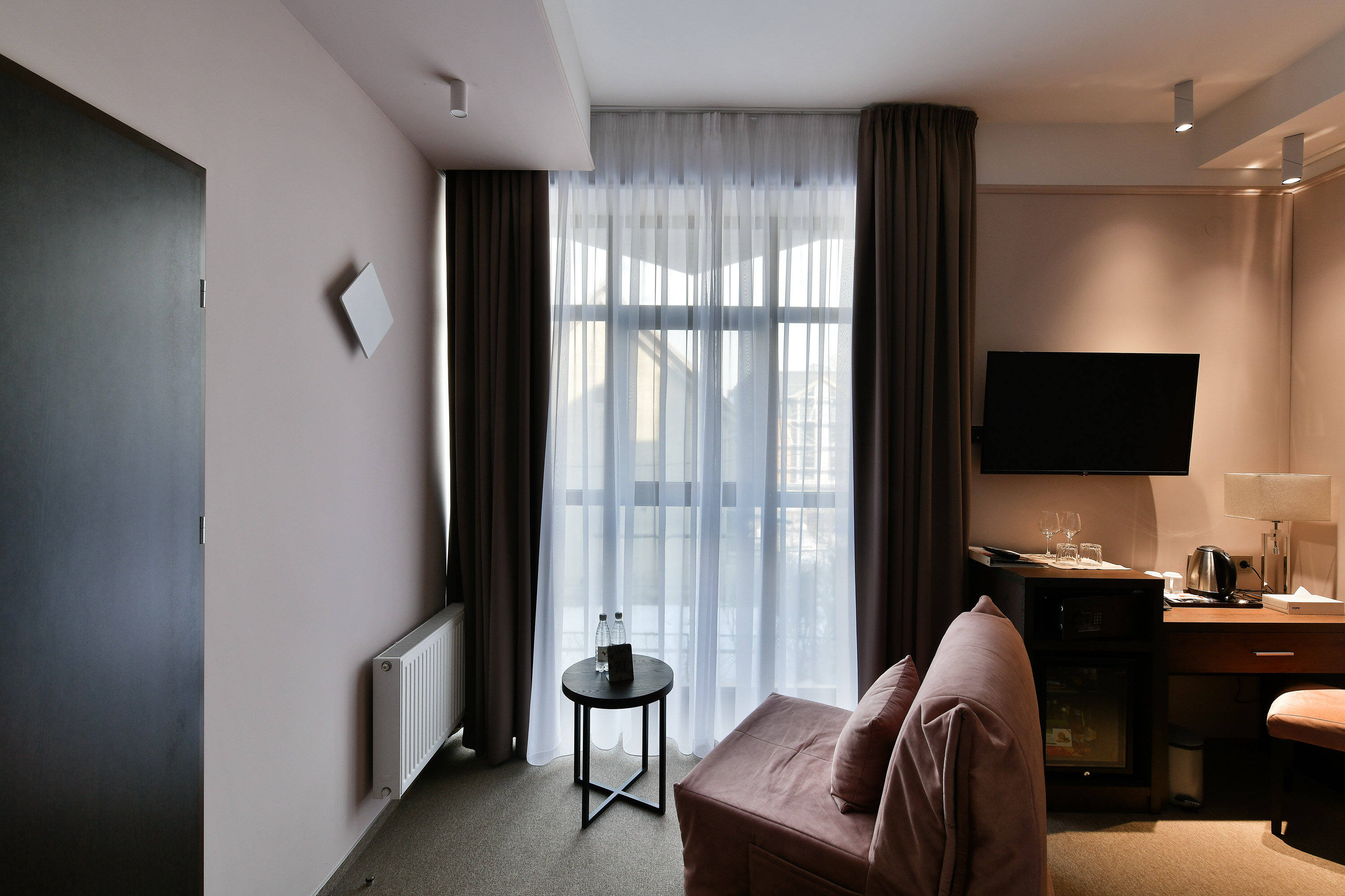 Делюкс с боковым видом на море 