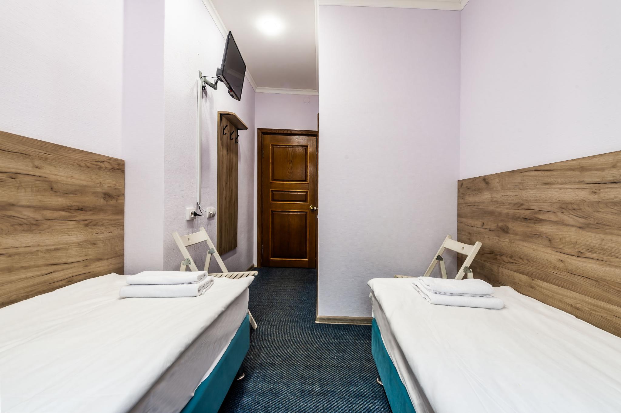 Номер эконом с 2 односпальными кроватями