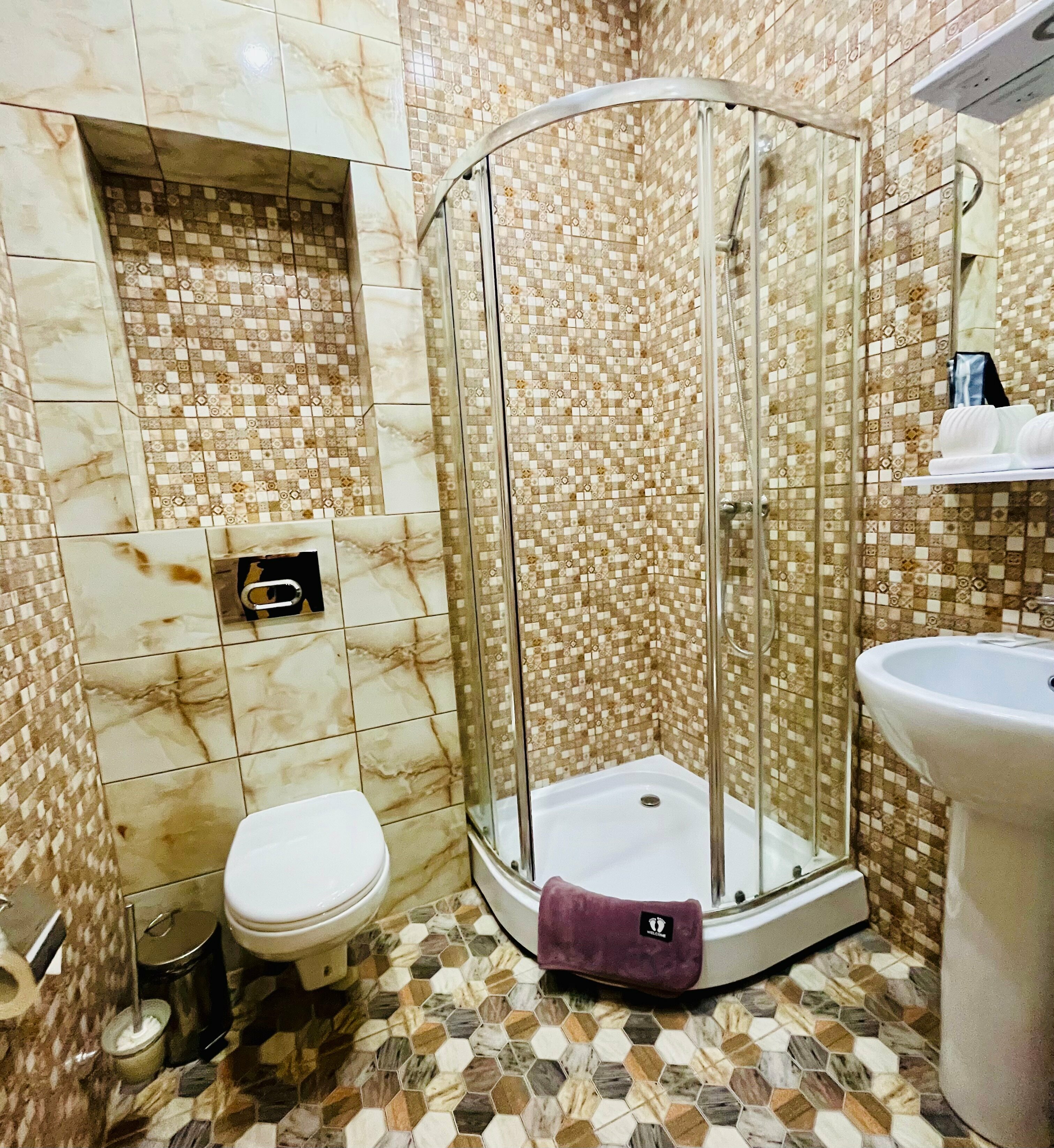 Трехместный улучшенный номер