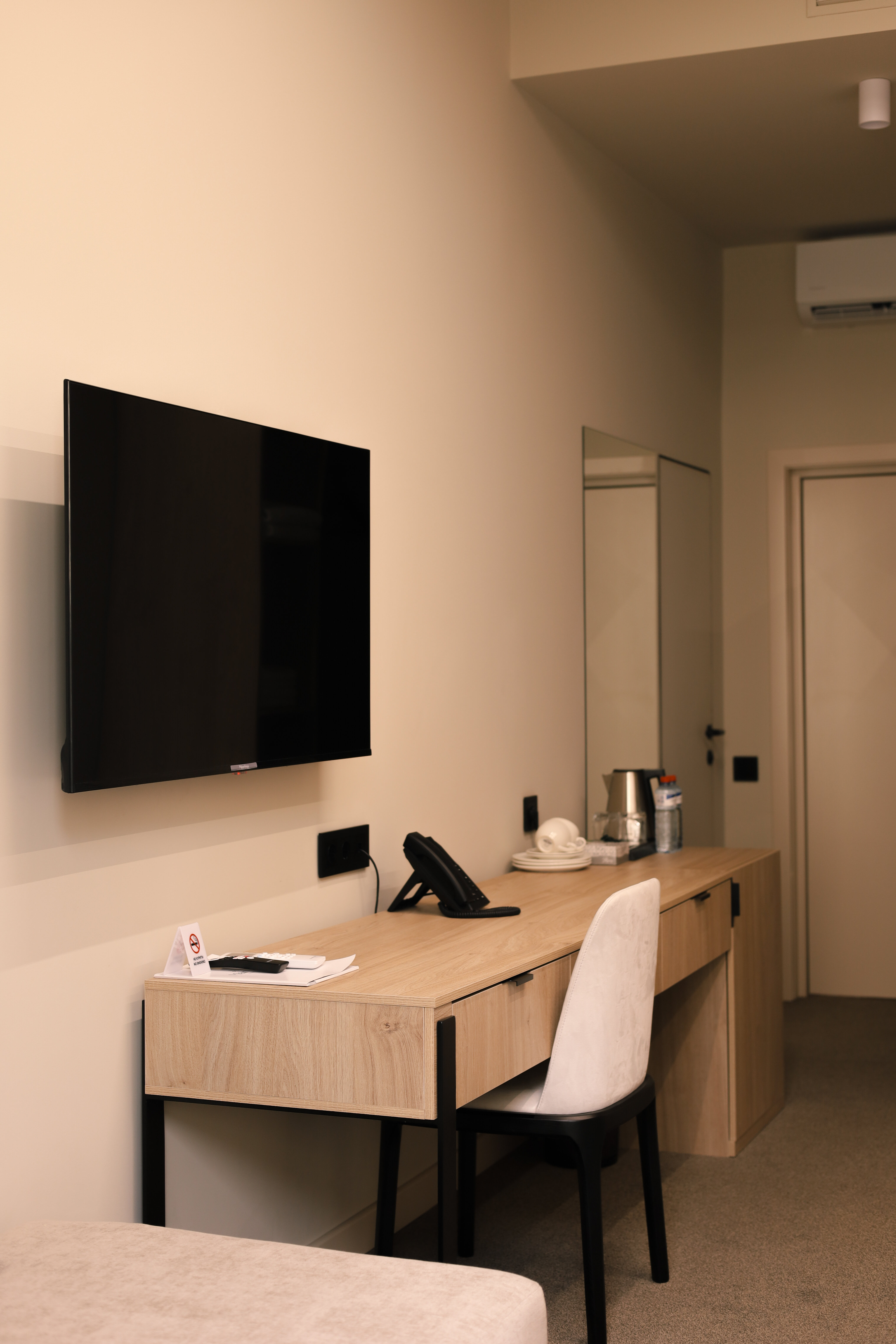 Улучшенный двухместный номер с 2 отдельными кроватями