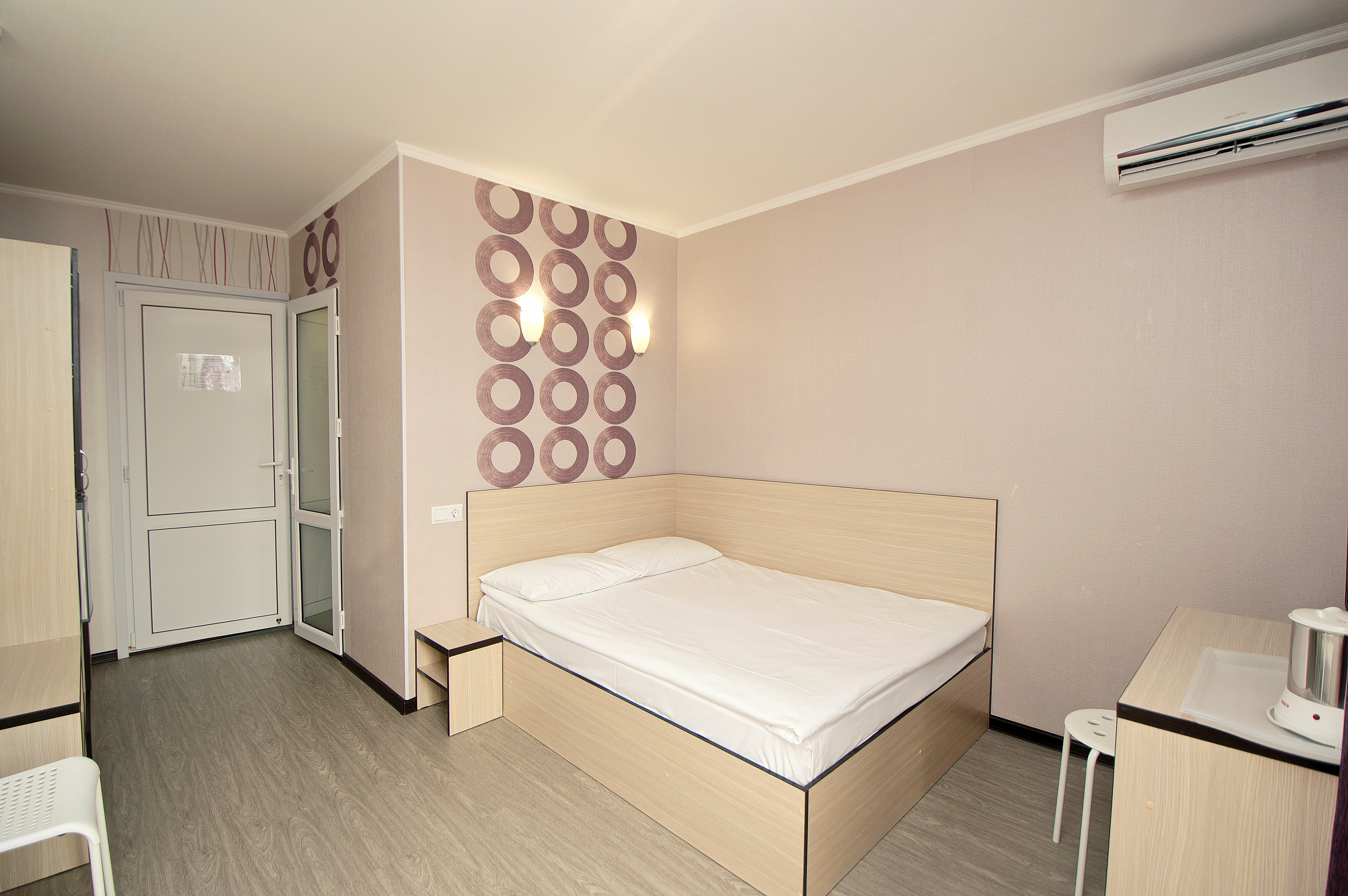 Двухместный номер с 1 кроватью и видом на бассейн