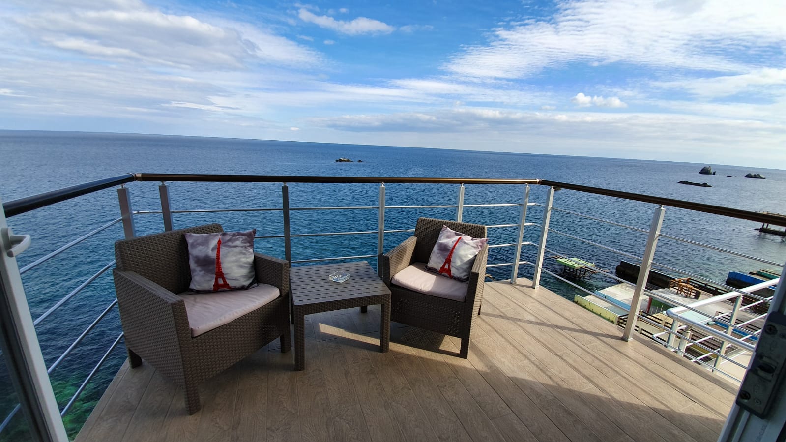 Двухместный номер Делюкс с 1 кроватью и балконом, вид на море