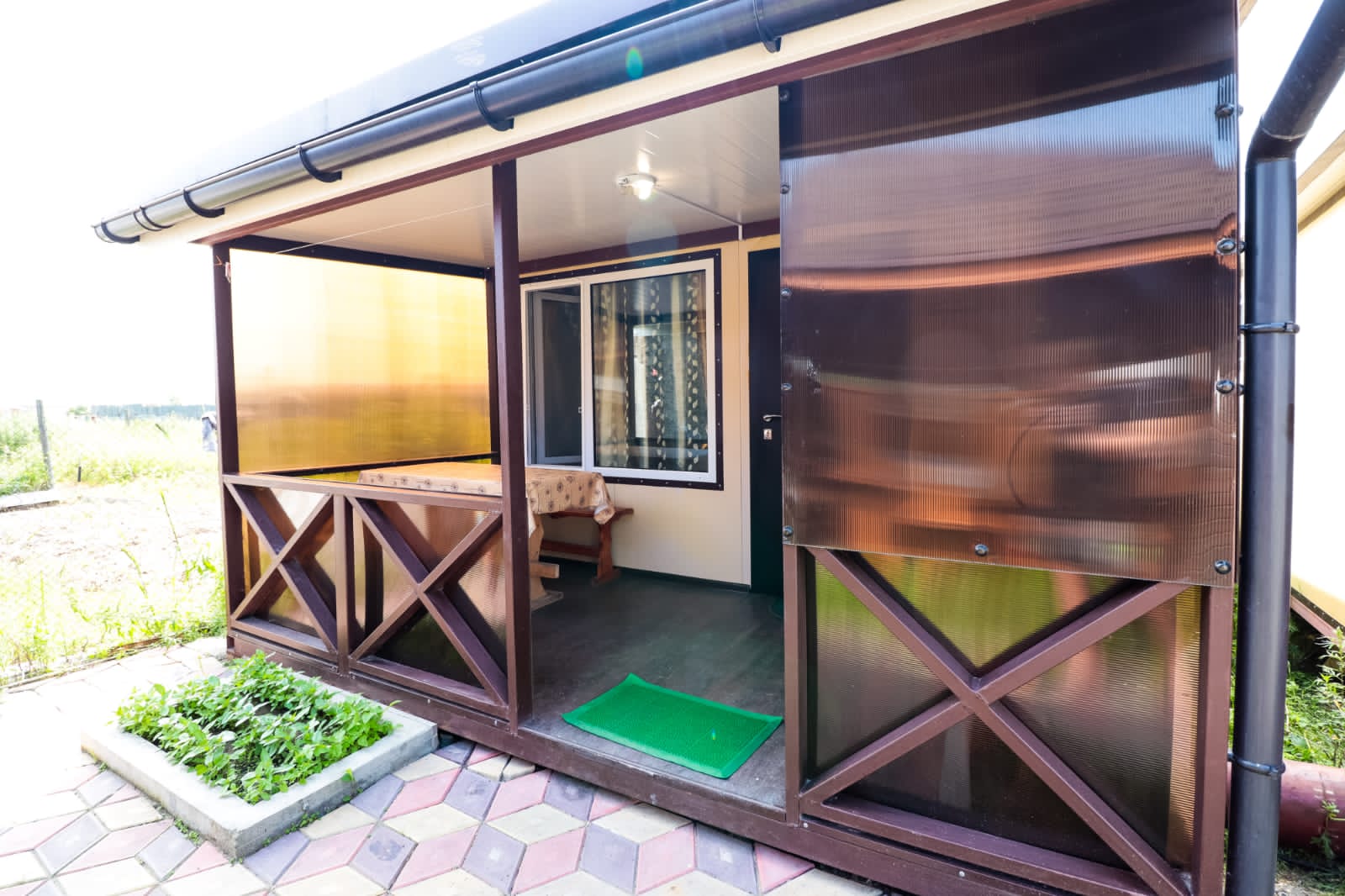 Четырехместный номер с душем