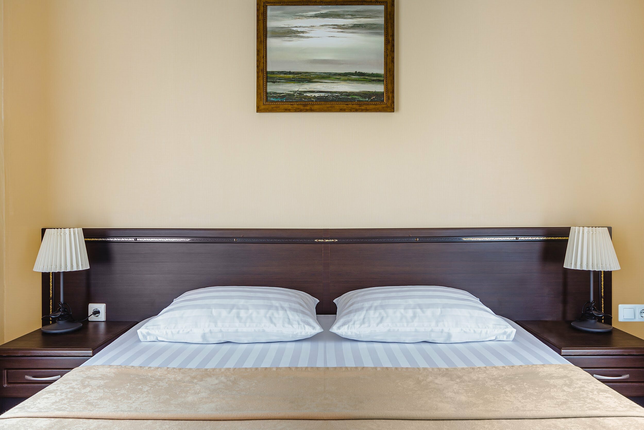 Трехместный номер «Комфорт» с душем