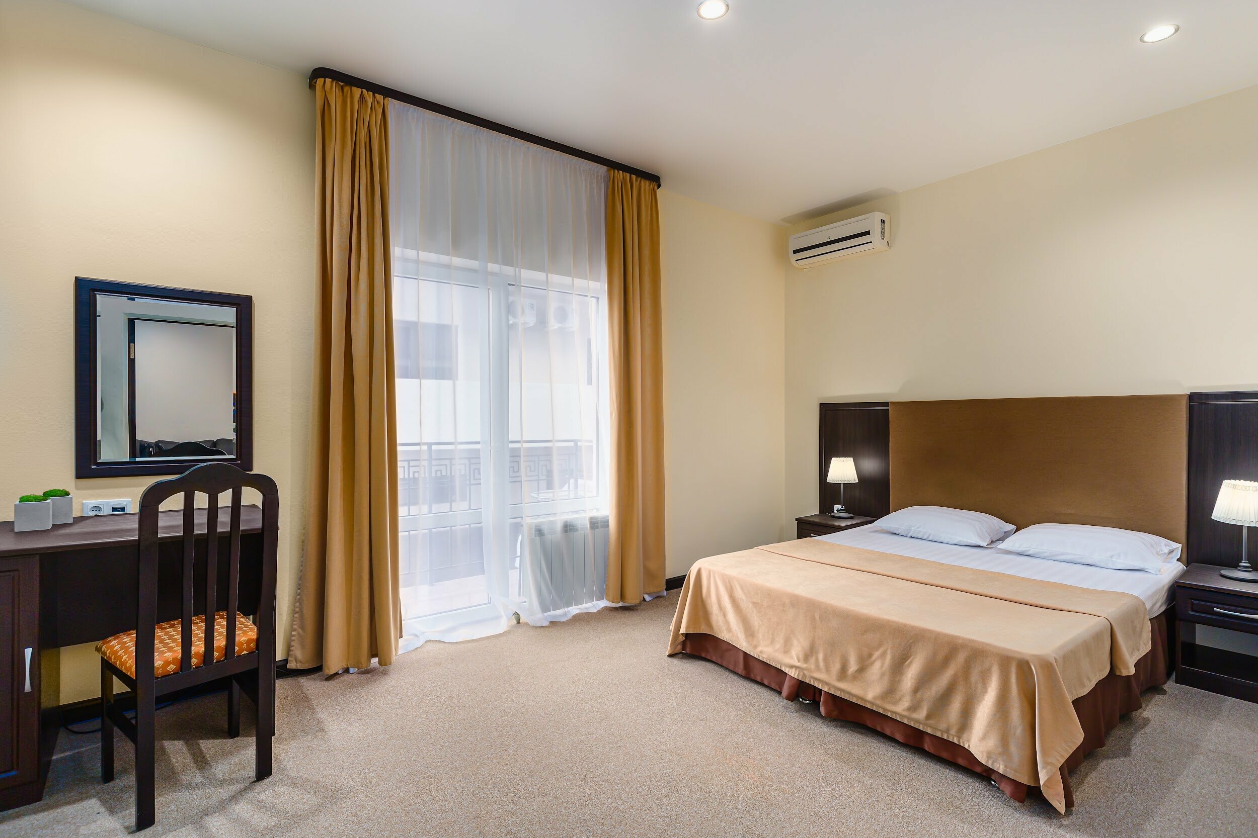 Номер-студия с диваном-кроватью