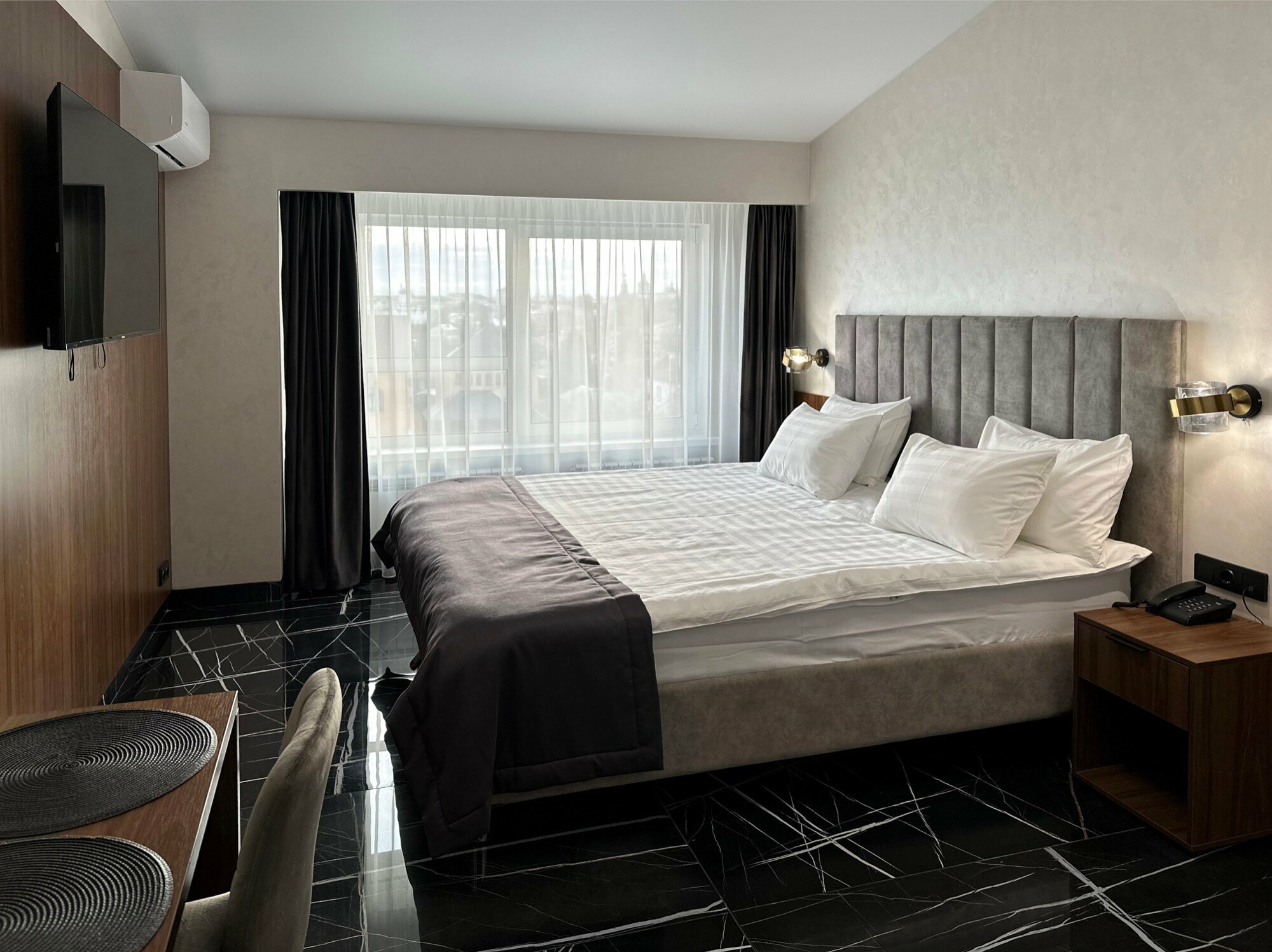 Номер с 2 кроватями размера «king-size»