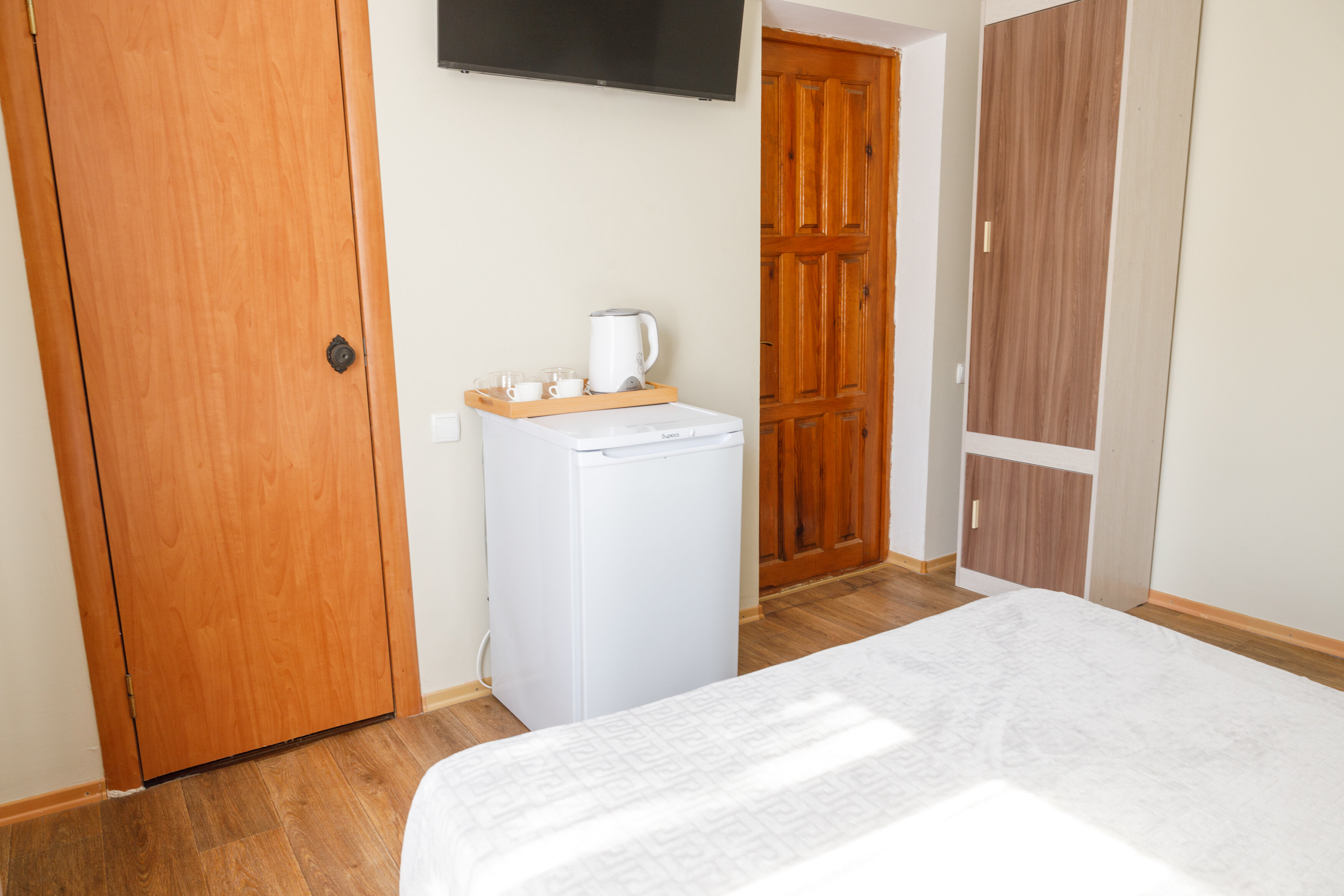 Трехместный номер «Комфорт» с душем