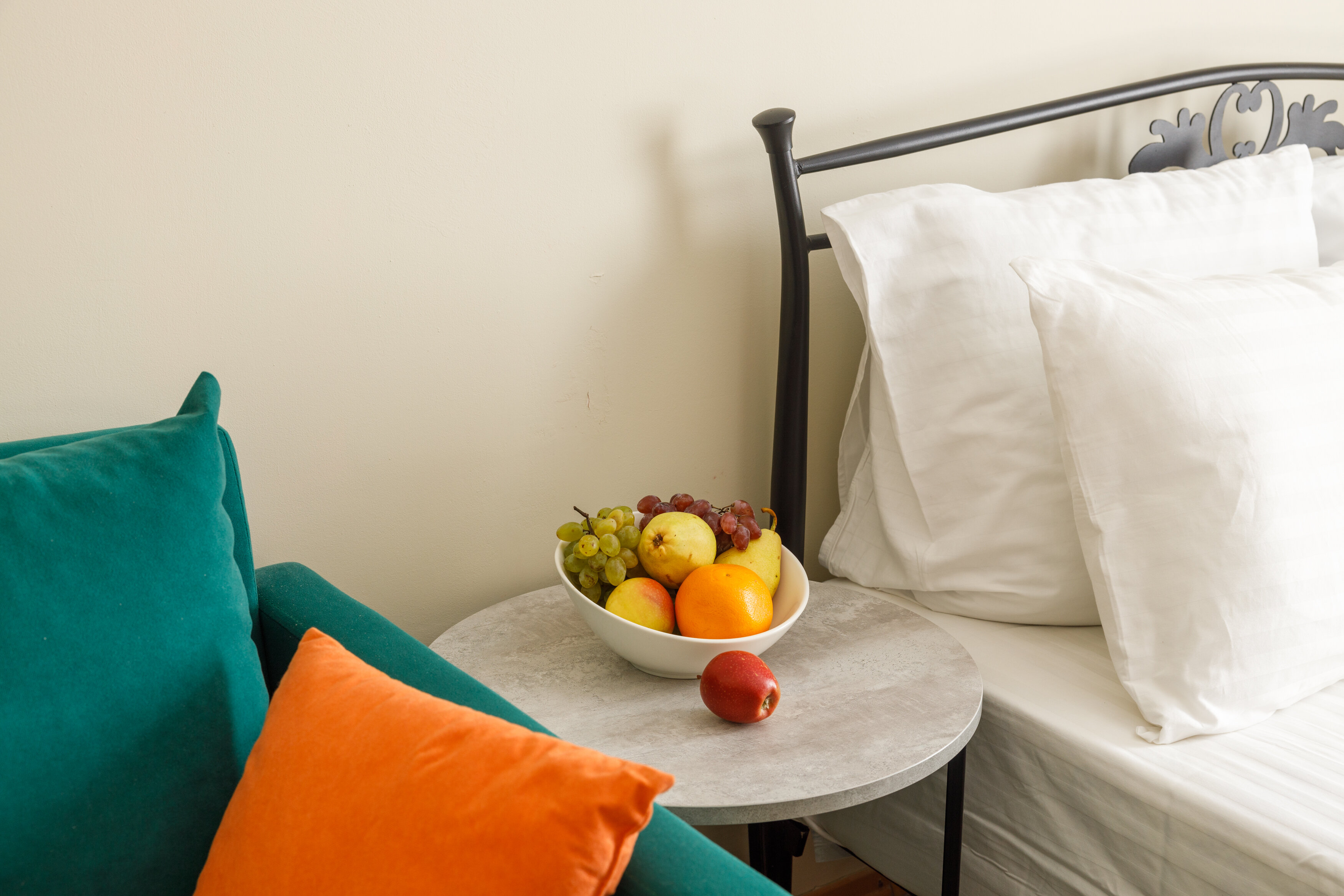 Трехместный номер «Комфорт» с душем