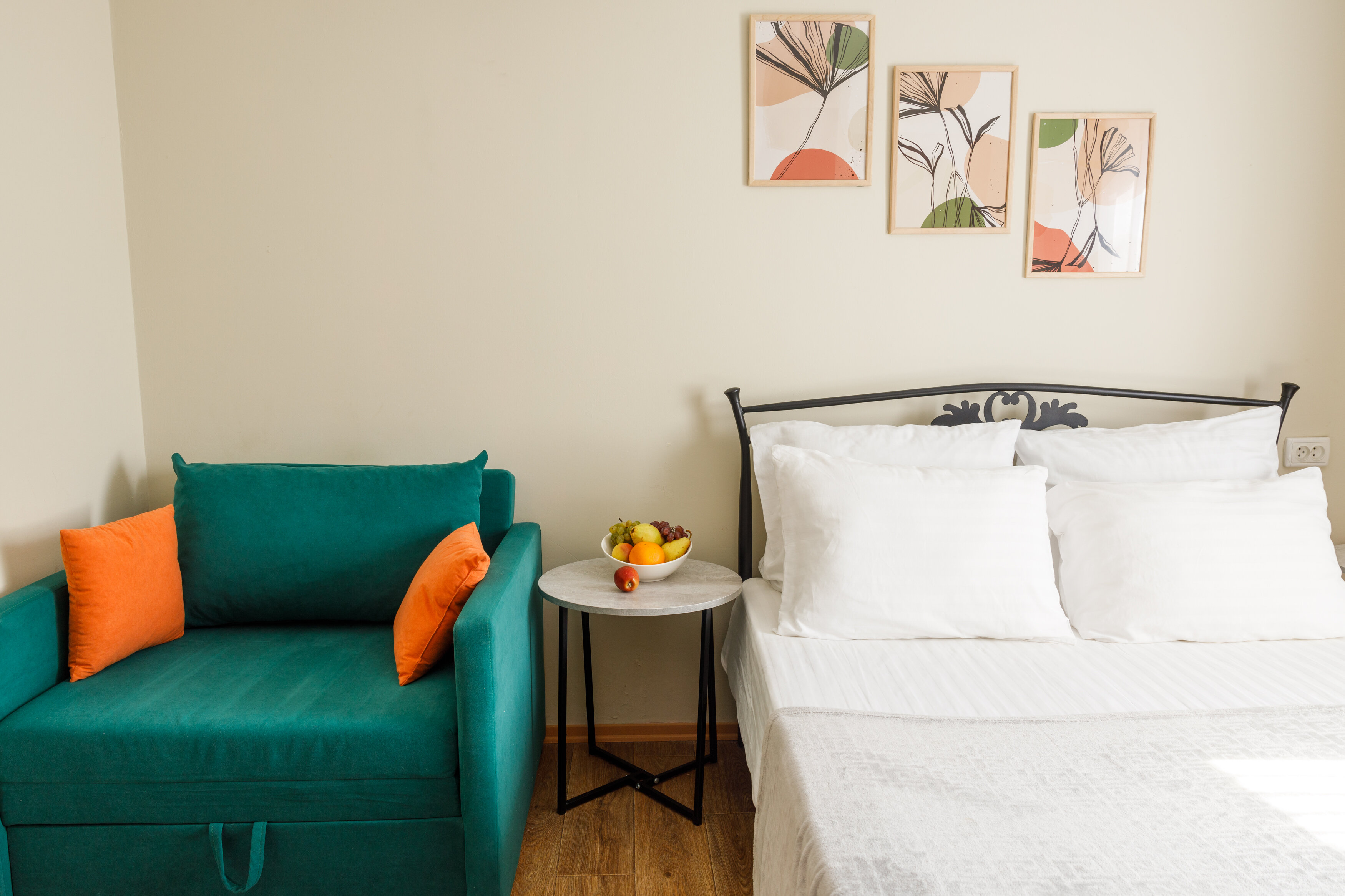 Трехместный номер «Комфорт» с душем