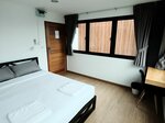 Private Double En-Suite Room в Wayha Hostel Don Mueang Airport