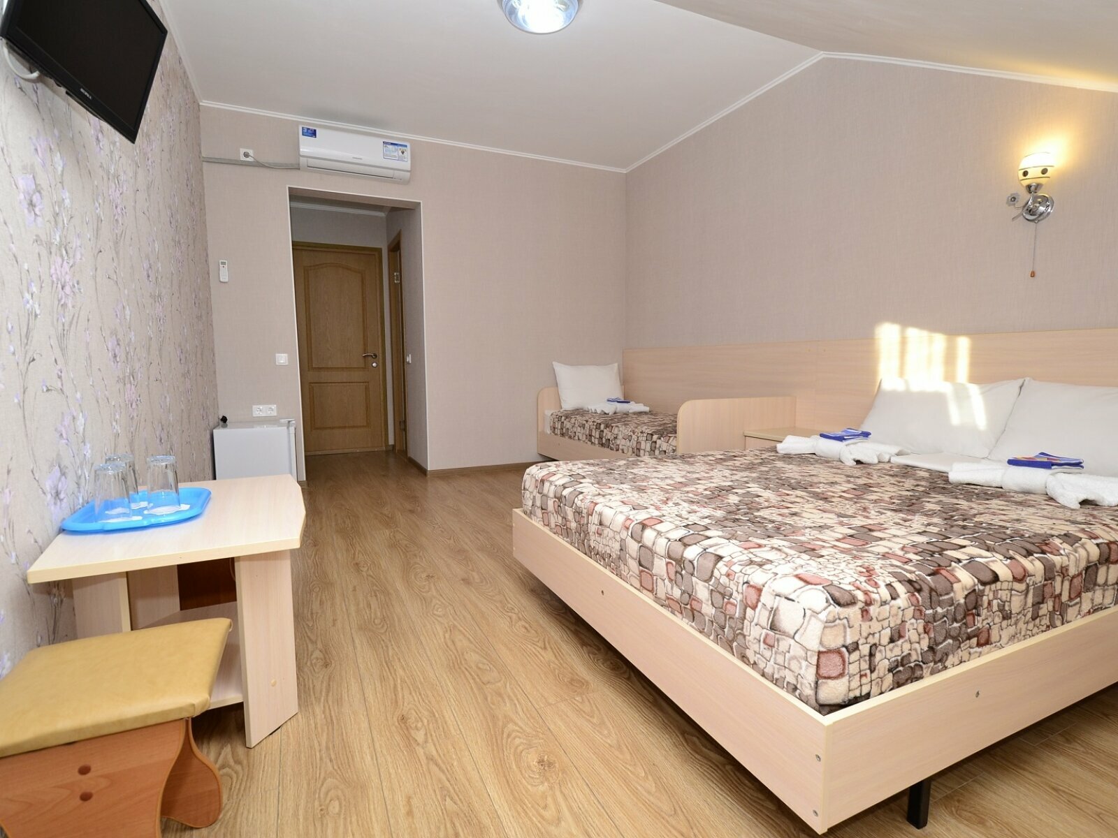 Бюджетный трехместный номер