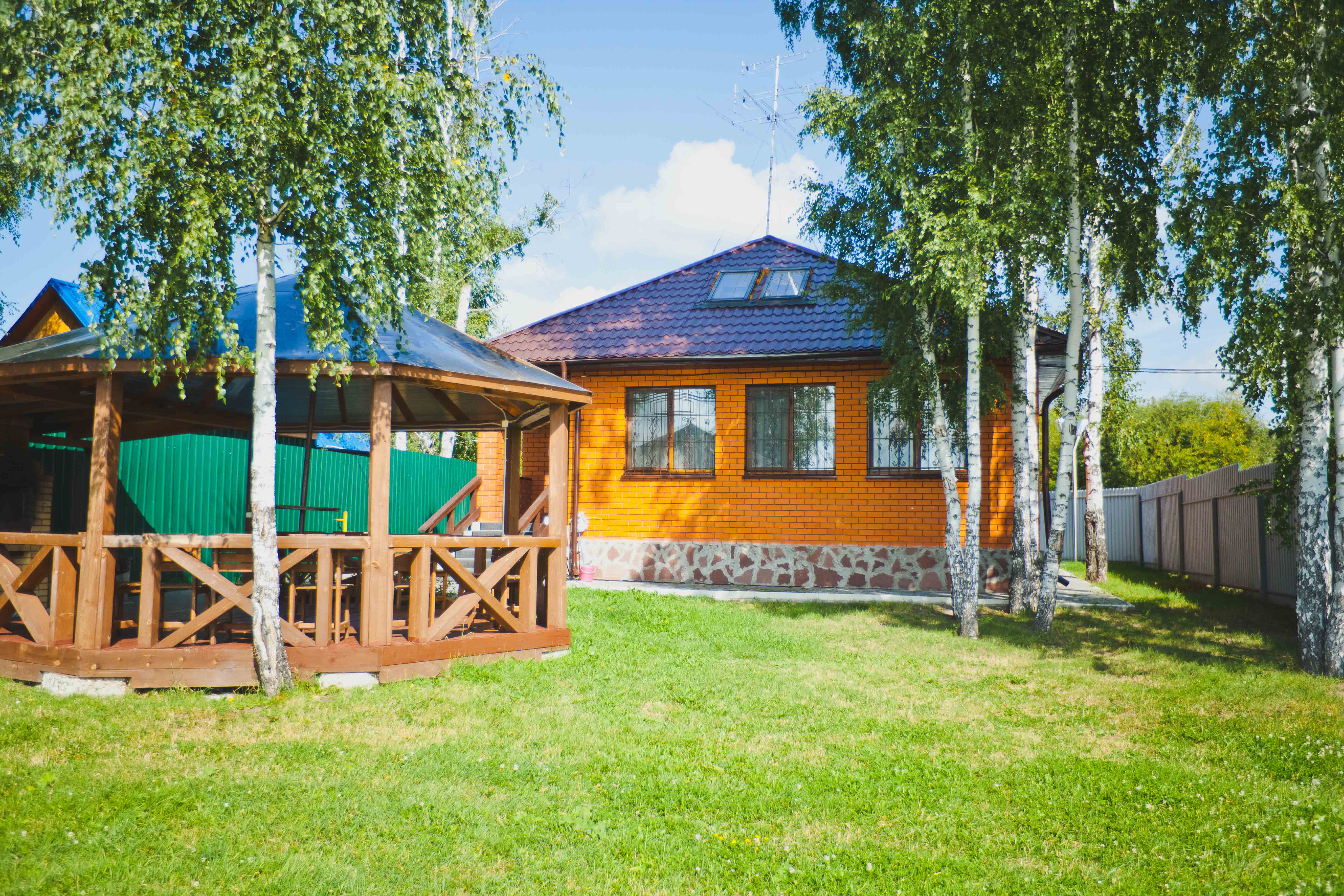 6-местный коттедж "У озера-1"