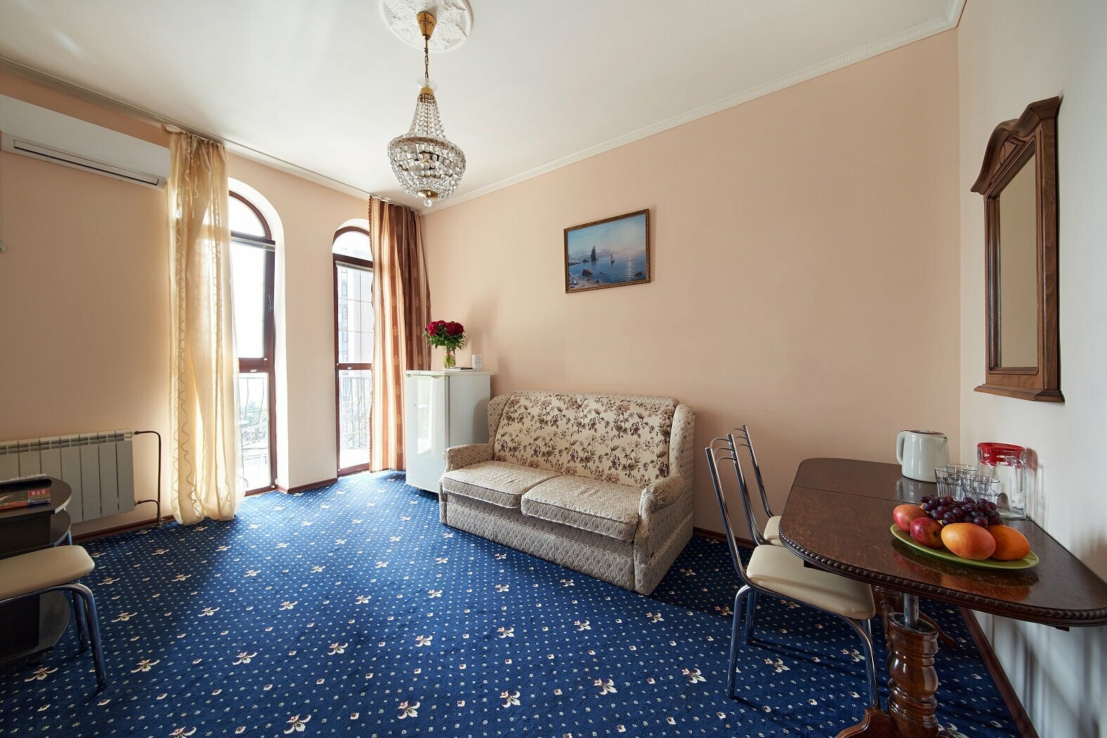 Роскошный трехместный номер