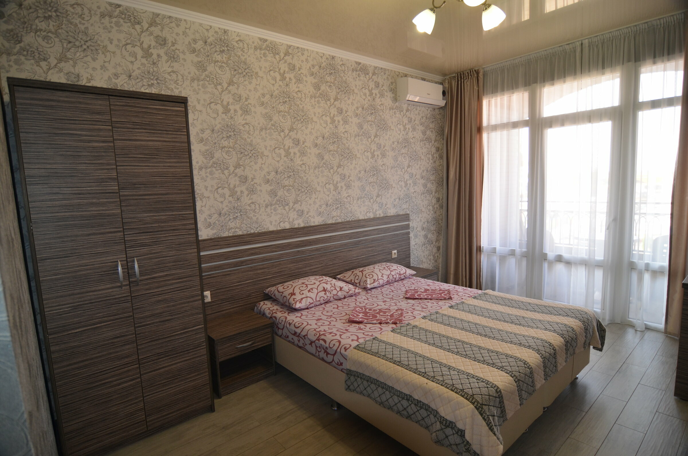 Двухместный номер с 1 кроватью и собственной ванной комнатой