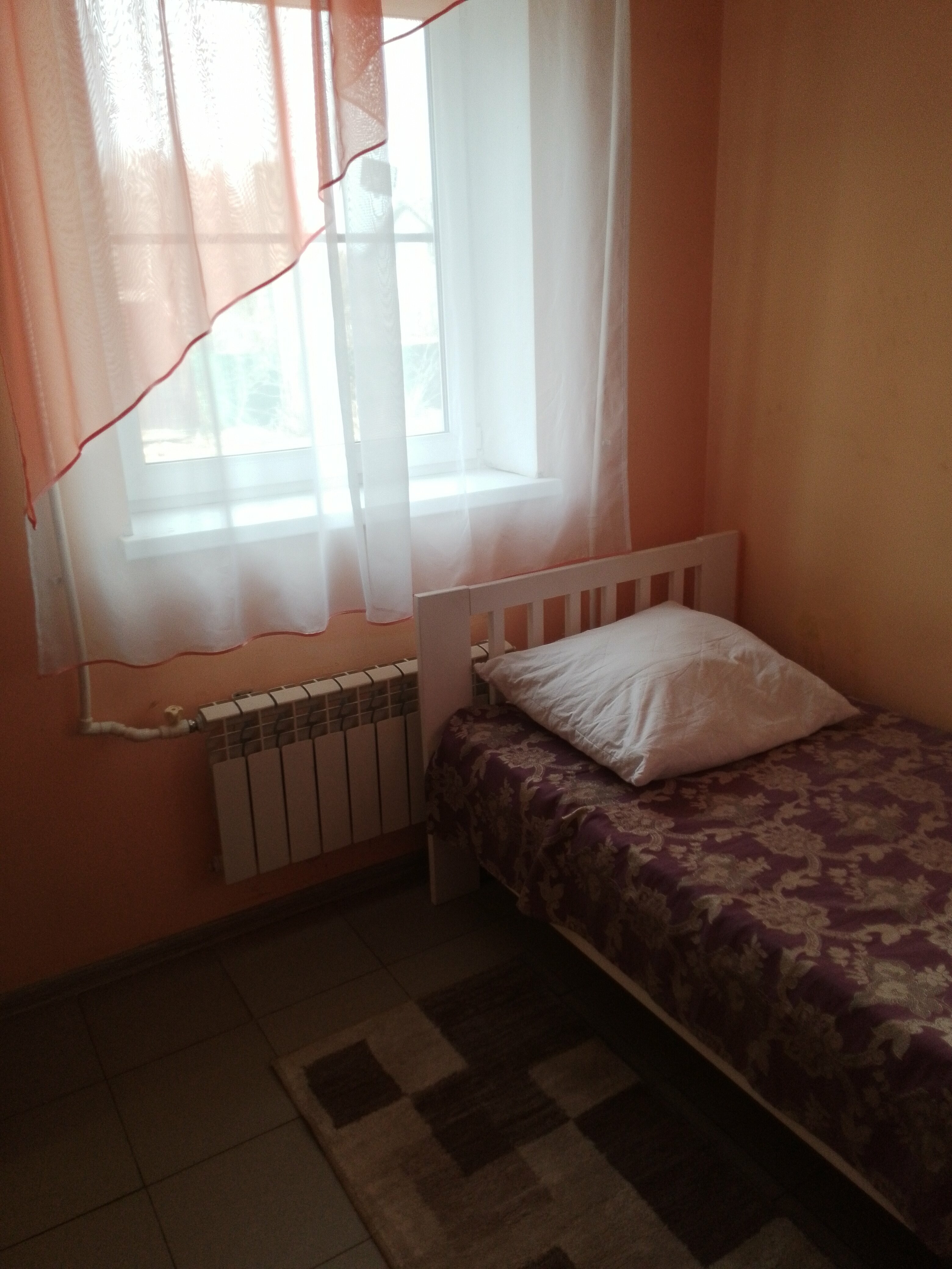 Четырехместный номер с ванной комнатой