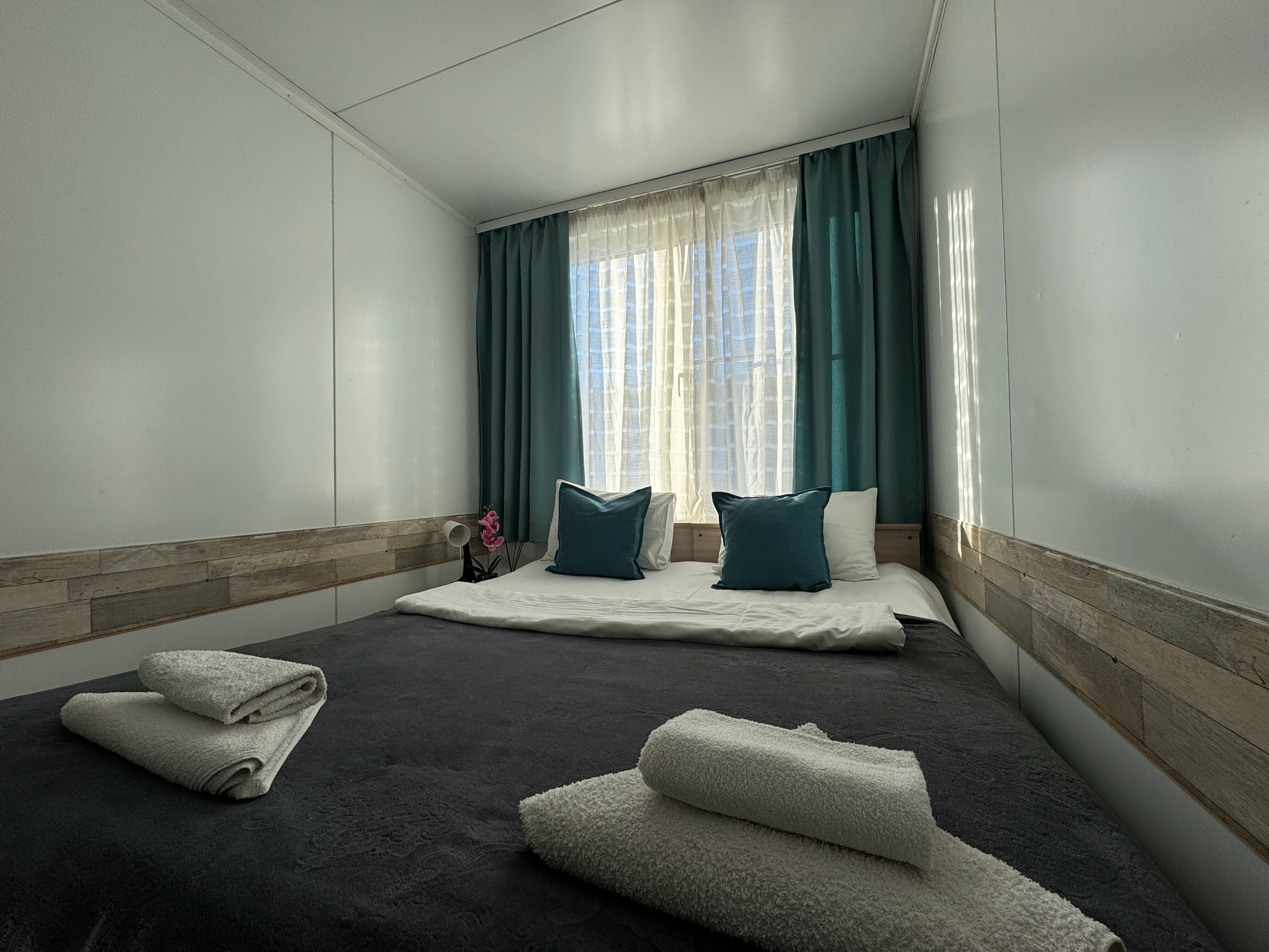 Большой двухместный номер с 1 кроватью