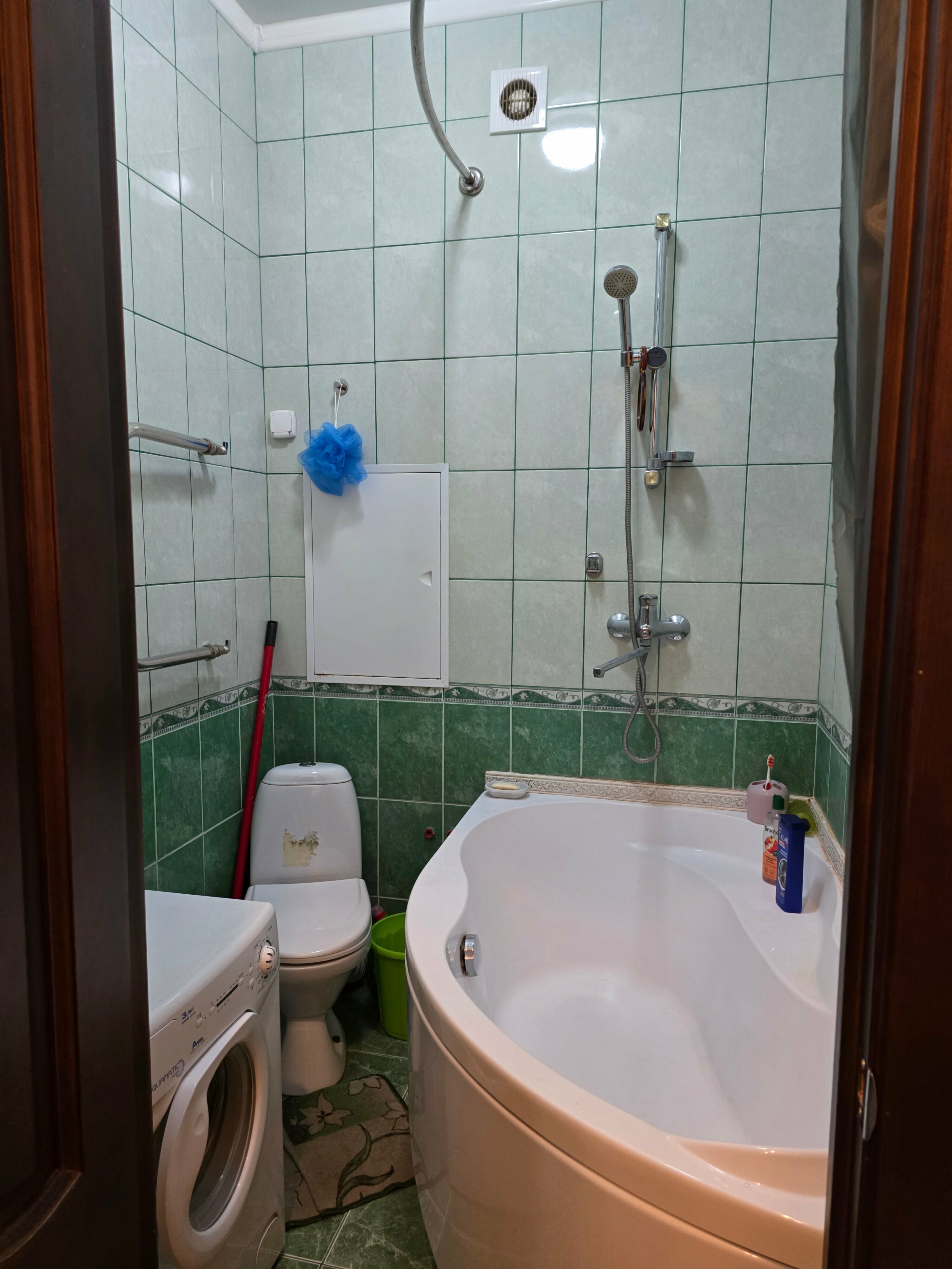 Просвещения 118