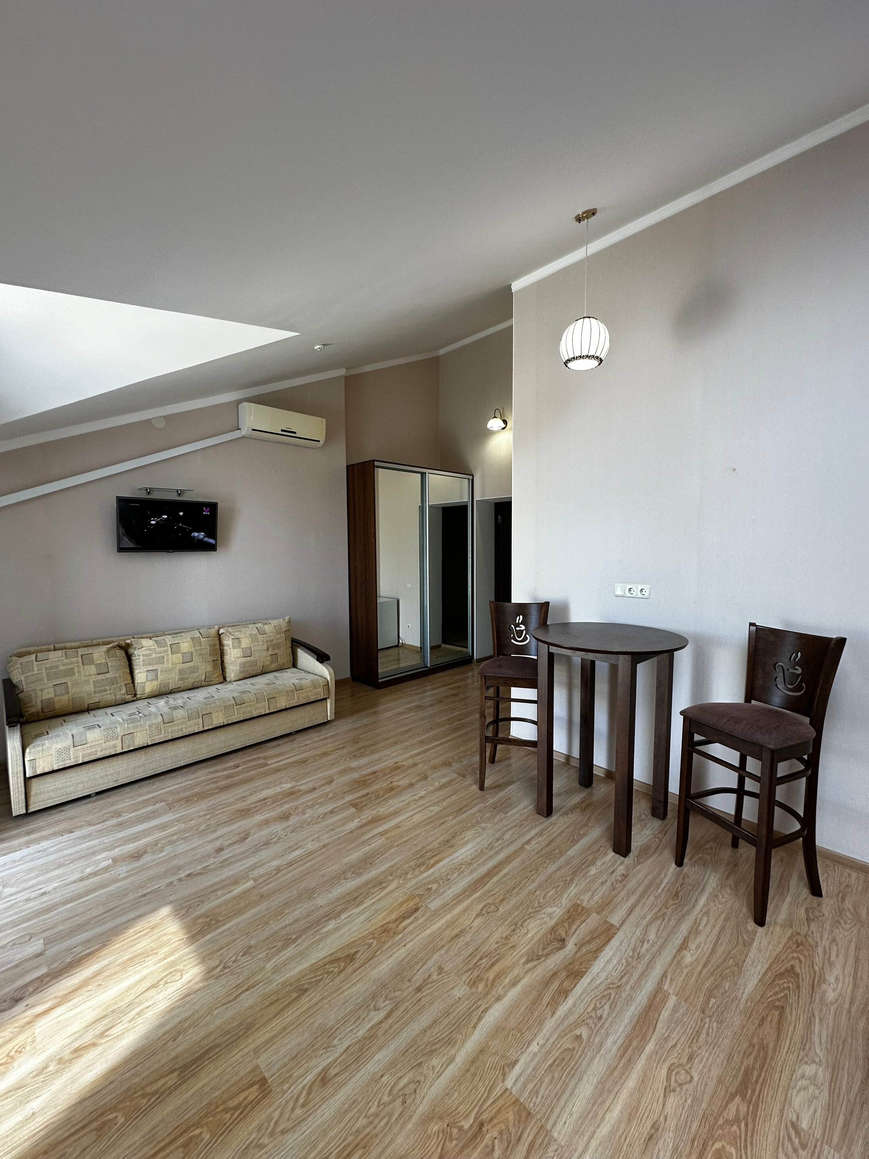 Люкс с балконом