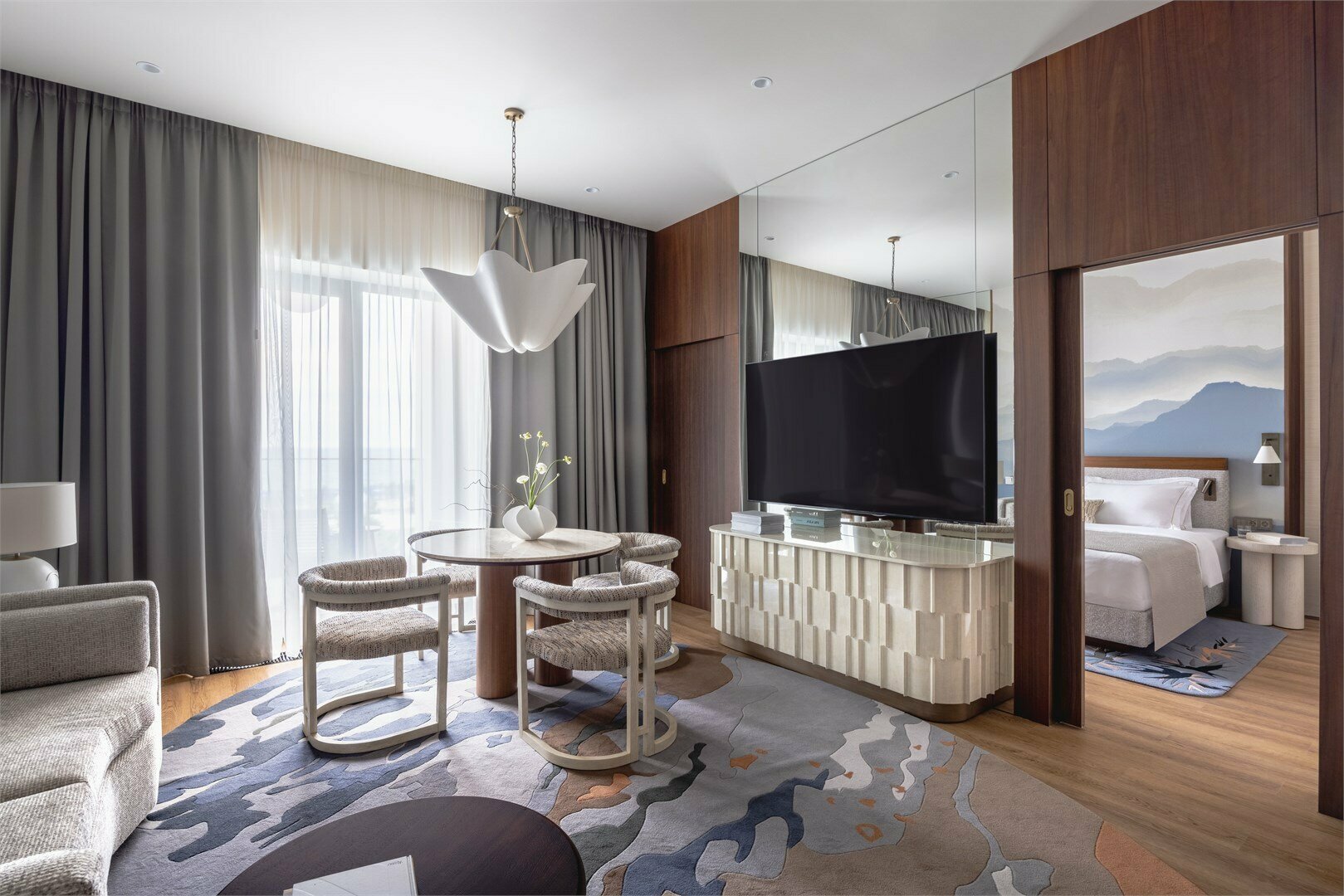 Люкс с бассейном